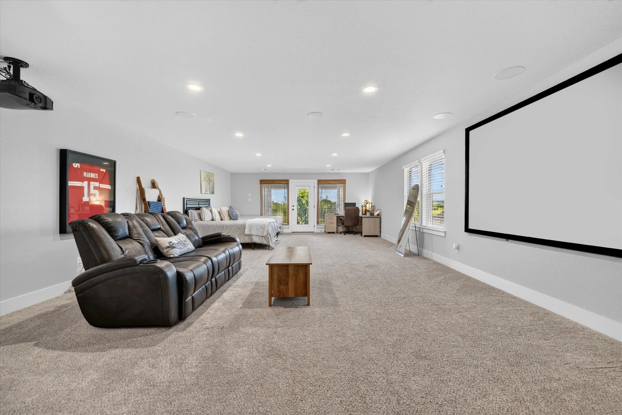 Single Family Residence For Rent in Parker County , 1213 Crown Valley Drive, Weatherford, Texas 76087, 3 Bedroom, 3 Bathroom, 3 Garage spaces, 3,488 Sqft, built in 2020, mls#21387152, Real Estate Agent in Weatherford, Homes For Rent in Parker county, Homes For Rent in Weatherford, Realtor in Weatherford Texas, Real Estate Brokerage Independent Realty Texas, Luminita Cordes Realtor