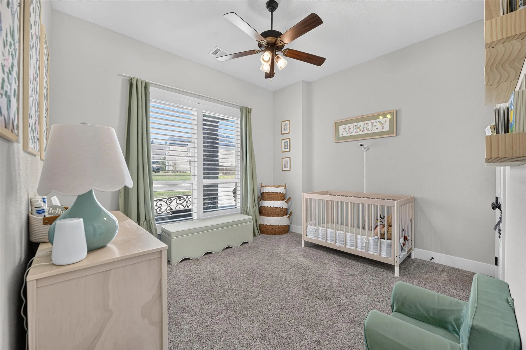 Single Family Residence For Rent in Parker County , 1213 Crown Valley Drive, Weatherford, Texas 76087, 3 Bedroom, 3 Bathroom, 3 Garage spaces, 3,488 Sqft, built in 2020, mls#21387152, Real Estate Agent in Weatherford, Homes For Rent in Parker county, Homes For Rent in Weatherford, Realtor in Weatherford Texas, Real Estate Brokerage Independent Realty Texas, Luminita Cordes Realtor