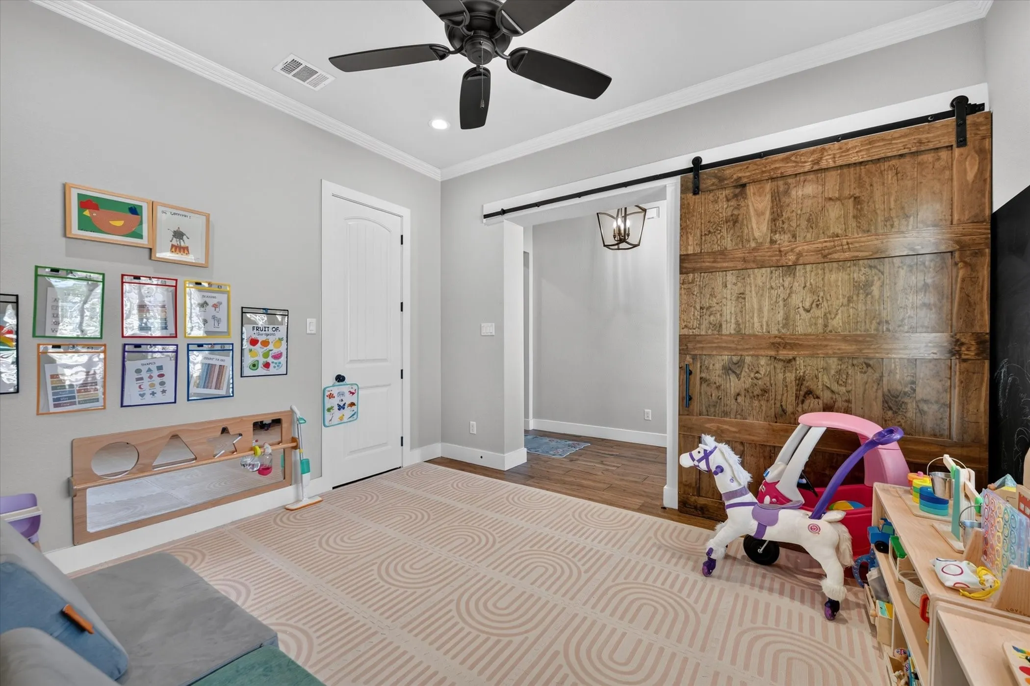 Single Family Residence For Rent in Parker County , 1213 Crown Valley Drive, Weatherford, Texas 76087, 3 Bedroom, 3 Bathroom, 3 Garage spaces, 3,488 Sqft, built in 2020, mls#21387152, Real Estate Agent in Weatherford, Homes For Rent in Parker county, Homes For Rent in Weatherford, Realtor in Weatherford Texas, Real Estate Brokerage Independent Realty Texas, Luminita Cordes Realtor