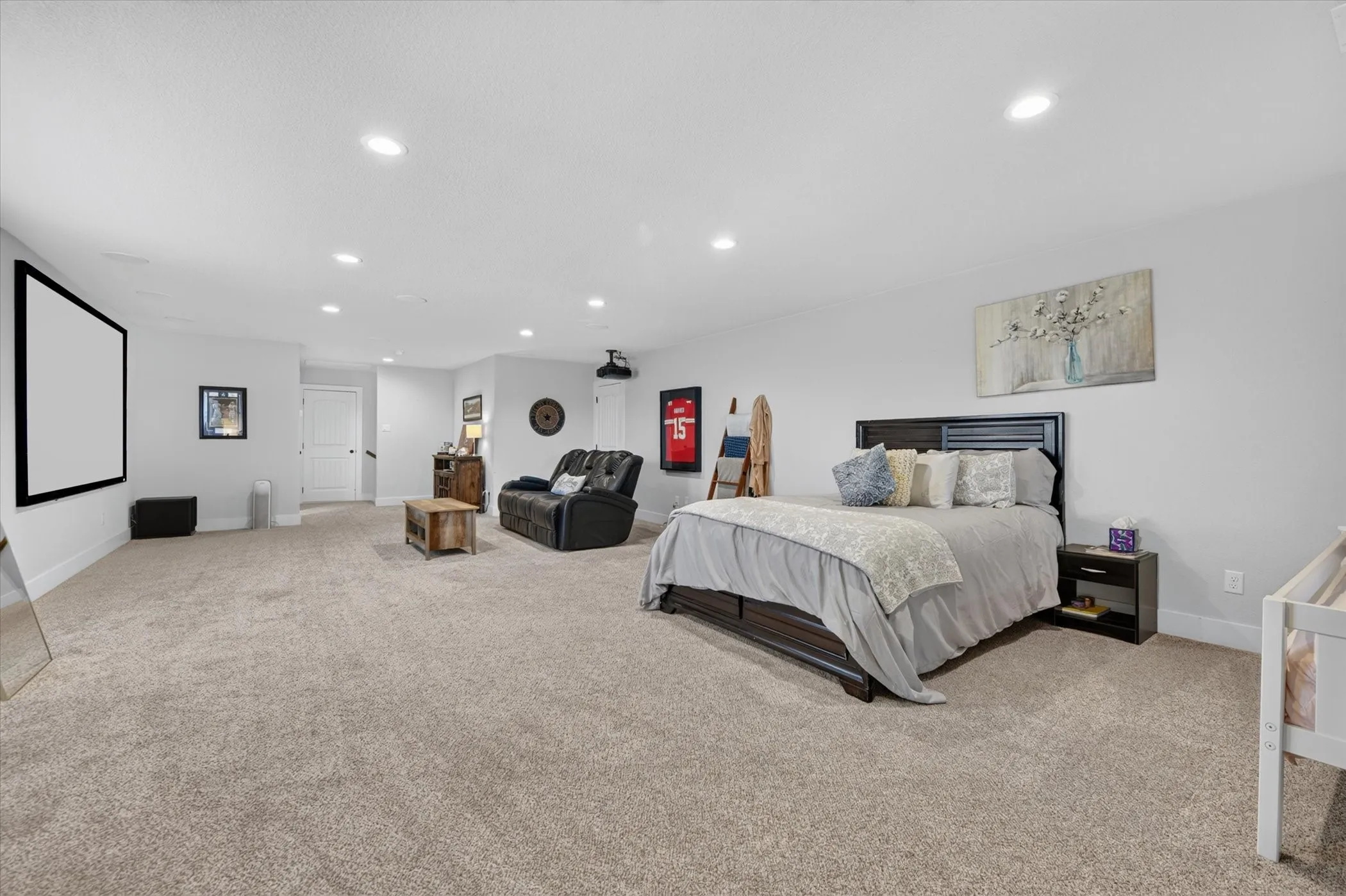 Single Family Residence For Rent in Parker County , 1213 Crown Valley Drive, Weatherford, Texas 76087, 3 Bedroom, 3 Bathroom, 3 Garage spaces, 3,488 Sqft, built in 2020, mls#21387152, Real Estate Agent in Weatherford, Homes For Rent in Parker county, Homes For Rent in Weatherford, Realtor in Weatherford Texas, Real Estate Brokerage Independent Realty Texas, Luminita Cordes Realtor
