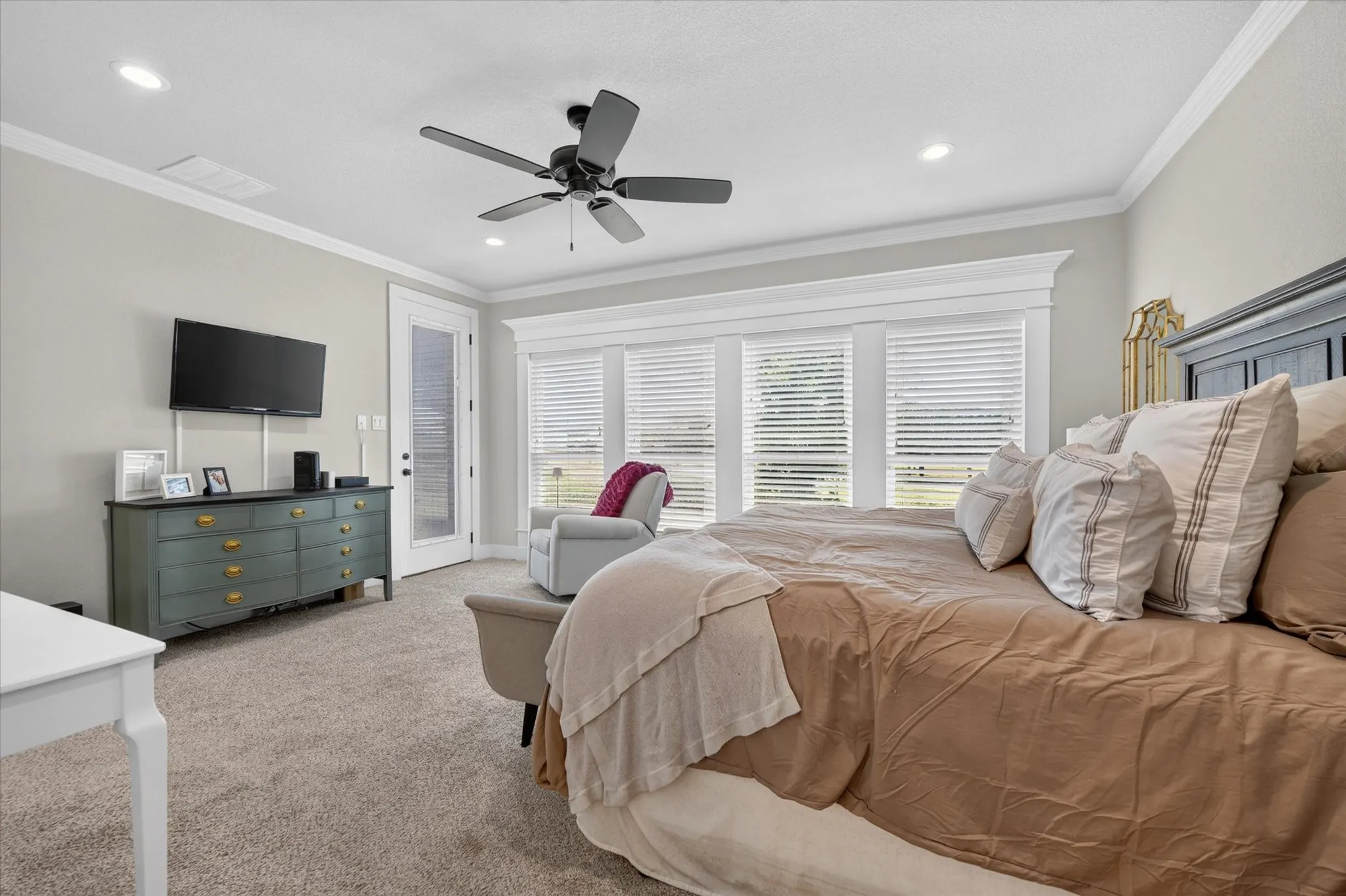 Single Family Residence For Rent in Parker County , 1213 Crown Valley Drive, Weatherford, Texas 76087, 3 Bedroom, 3 Bathroom, 3 Garage spaces, 3,488 Sqft, built in 2020, mls#21387152, Real Estate Agent in Weatherford, Homes For Rent in Parker county, Homes For Rent in Weatherford, Realtor in Weatherford Texas, Real Estate Brokerage Independent Realty Texas, Luminita Cordes Realtor