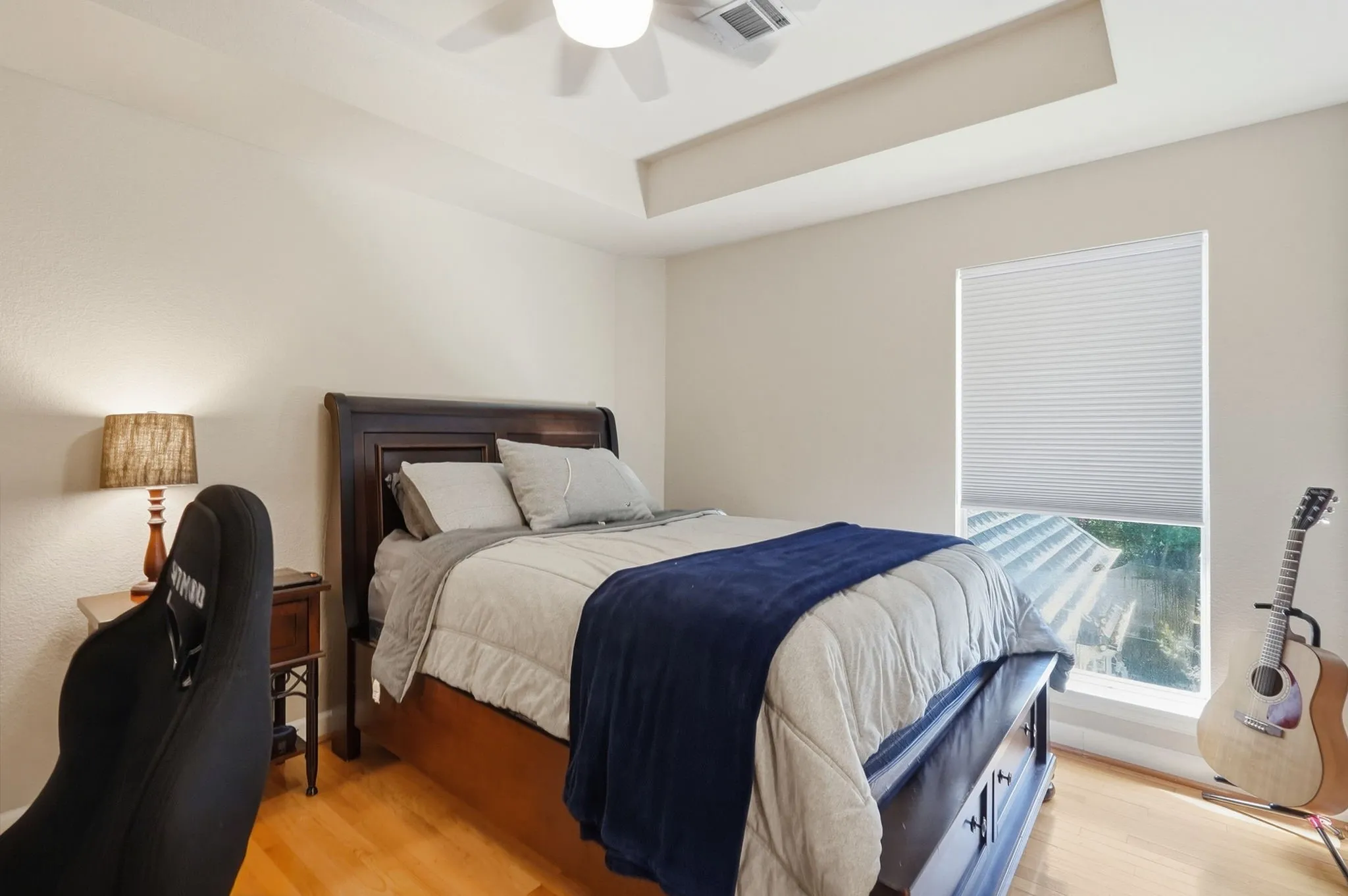 Single Family Residence For Sale in Tarrant County , 402 Southridge Lakes Parkway, Southlake, Texas 76092, 4 Bedroom, 3 Bathroom, 3 Garage spaces, 3,089 Sqft, built in 1993, mls#21381941, Real Estate Agent in Southlake, Homes For Sale in Tarrant county, Homes For Sale in Southlake, Realtor in Southlake Texas, Real Estate Brokerage Independent Realty Texas, Luminita Cordes Realtor