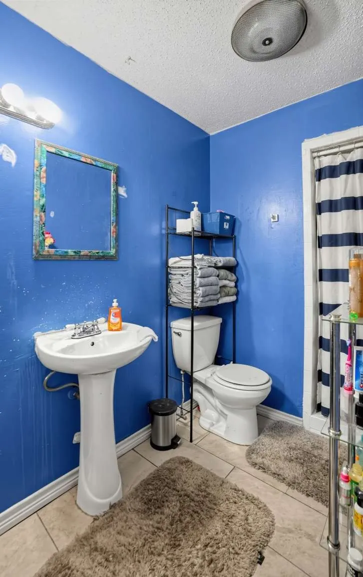 Single Family Residence For Sale in Tarrant County , 7632 Beckwood Drive, Fort Worth, Texas 76112, 3 Bedroom, 2 Bathroom, 2 Garage spaces, 1,559 Sqft, built in 1976, mls#21387165, Real Estate Agent in Fort Worth, Homes For Sale in Tarrant county, Homes For Sale in Fort Worth, Realtor in Fort Worth Texas, Real Estate Brokerage Independent Realty Texas, Luminita Cordes Realtor