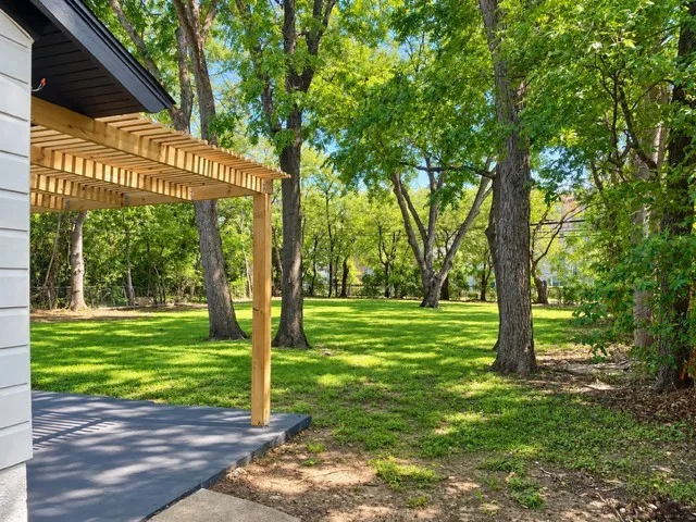Single Family Residence For Sale in Dallas County , 9324 Lenel Place, Dallas, Texas 75220, 3 Bedroom, 2 Bathroom, Garage spaces, 1,500 Sqft, built in 1950, mls#21386832, Real Estate Agent in Dallas, Homes For Sale in Dallas county, Homes For Sale in Dallas, Realtor in Dallas Texas, Real Estate Brokerage Independent Realty Texas, Luminita Cordes Realtor