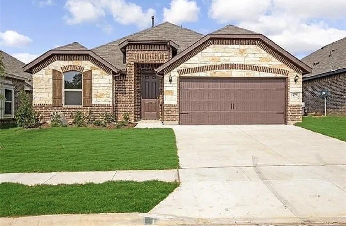 Single Family Residence For Rent in Denton County , 423 Cooper Street, Argyle, Texas 76226, 3 Bedroom, 2 Bathroom, 2 Garage spaces, 1,841 Sqft, built in 2021, mls#21387098, Real Estate Agent in Argyle, Homes For Rent in Denton county, Homes For Rent in Argyle, Realtor in Argyle Texas, Real Estate Brokerage Independent Realty Texas, Luminita Cordes Realtor