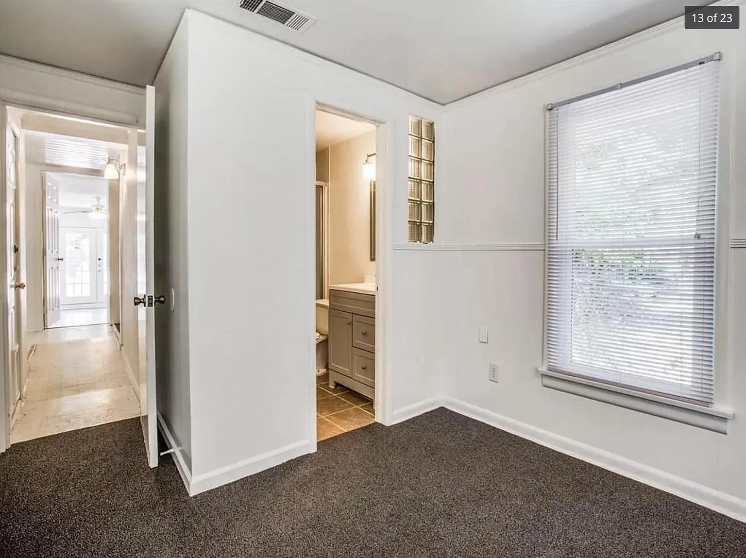 Single Family Residence For Rent in Tarrant County , 4009 Acacia Street, Fort Worth, Texas 76109, 5 Bedroom, 2 Bathroom, Garage spaces, 1,946 Sqft, built in 1949, mls#21385167, Real Estate Agent in Fort Worth, Homes For Rent in Tarrant county, Homes For Rent in Fort Worth, Realtor in Fort Worth Texas, Real Estate Brokerage Independent Realty Texas, Luminita Cordes Realtor