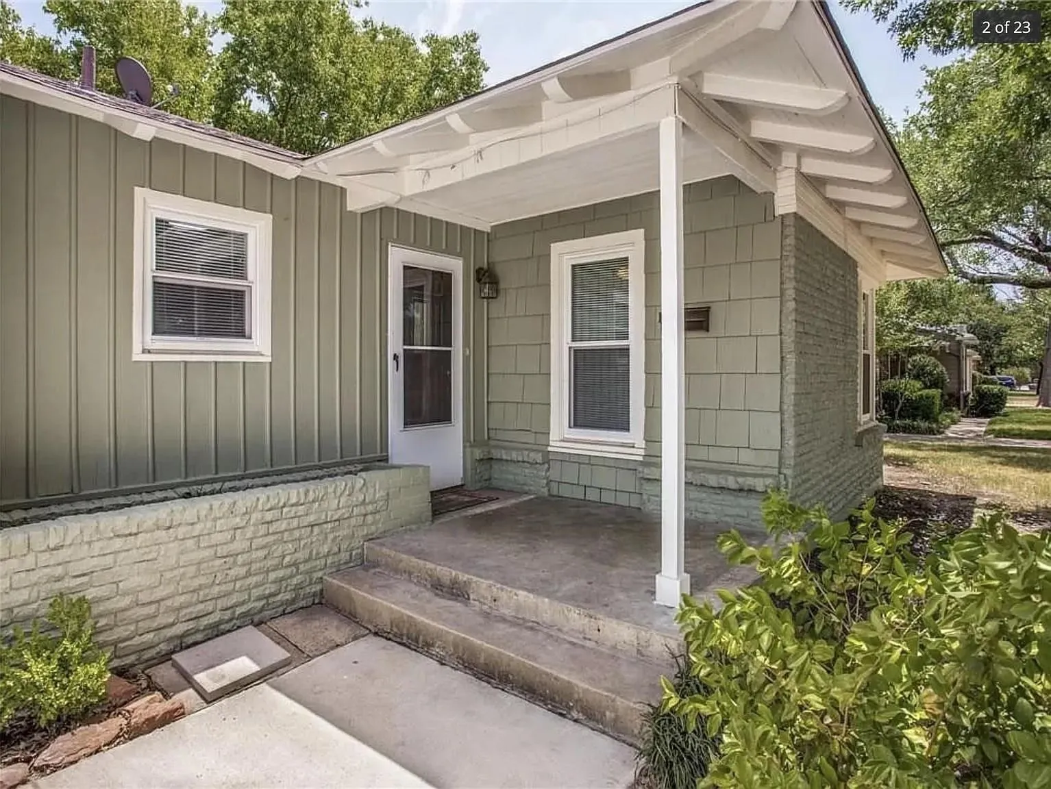 Single Family Residence For Rent in Tarrant County , 4009 Acacia Street, Fort Worth, Texas 76109, 5 Bedroom, 2 Bathroom, Garage spaces, 1,946 Sqft, built in 1949, mls#21385167, Real Estate Agent in Fort Worth, Homes For Rent in Tarrant county, Homes For Rent in Fort Worth, Realtor in Fort Worth Texas, Real Estate Brokerage Independent Realty Texas, Luminita Cordes Realtor