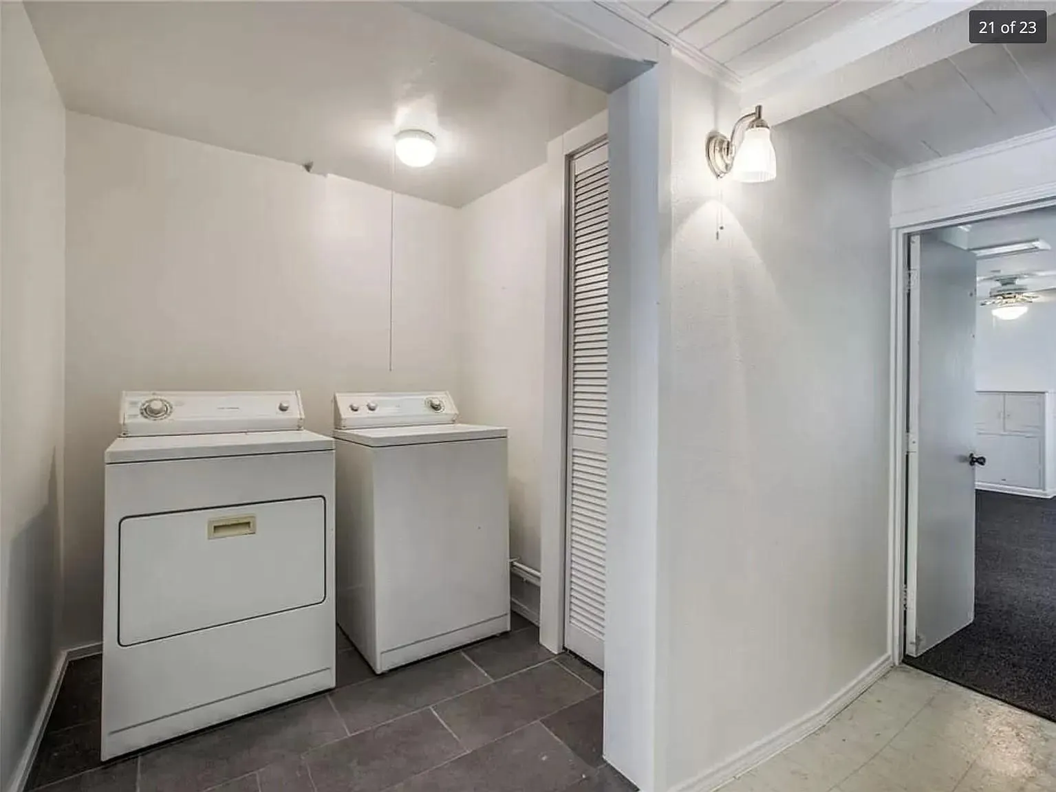 Single Family Residence For Rent in Tarrant County , 4009 Acacia Street, Fort Worth, Texas 76109, 5 Bedroom, 2 Bathroom, Garage spaces, 1,946 Sqft, built in 1949, mls#21385167, Real Estate Agent in Fort Worth, Homes For Rent in Tarrant county, Homes For Rent in Fort Worth, Realtor in Fort Worth Texas, Real Estate Brokerage Independent Realty Texas, Luminita Cordes Realtor