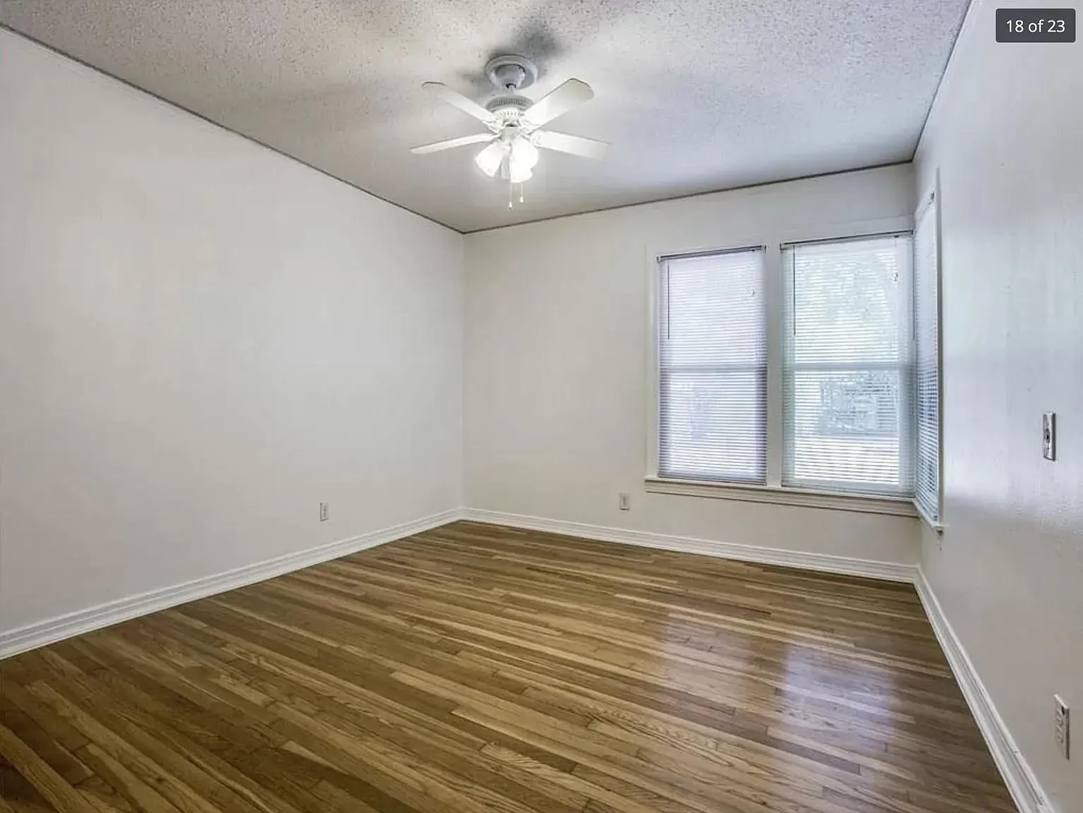 Single Family Residence For Rent in Tarrant County , 4009 Acacia Street, Fort Worth, Texas 76109, 5 Bedroom, 2 Bathroom, Garage spaces, 1,946 Sqft, built in 1949, mls#21385167, Real Estate Agent in Fort Worth, Homes For Rent in Tarrant county, Homes For Rent in Fort Worth, Realtor in Fort Worth Texas, Real Estate Brokerage Independent Realty Texas, Luminita Cordes Realtor