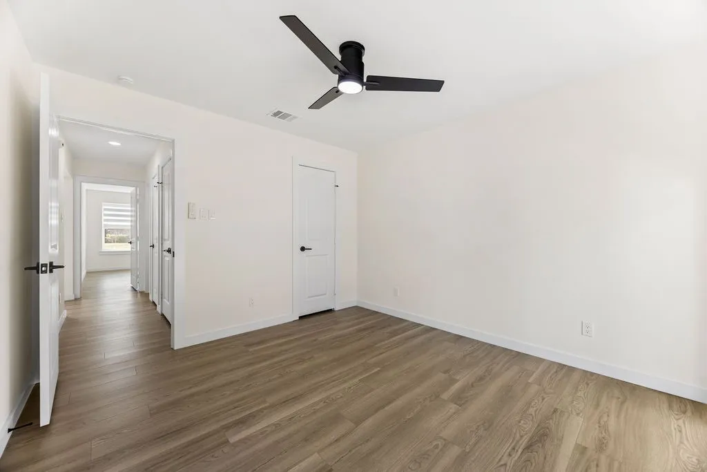 Single Family Residence For Sale in Collin County , 3002 University Drive, Plano, Texas 75075, 3 Bedroom, 2 Bathroom, 2 Garage spaces, 1,500 Sqft, built in 1981, mls#21381182, Real Estate Agent in Plano, Homes For Sale in Collin county, Homes For Sale in Plano, Realtor in Plano Texas, Real Estate Brokerage Independent Realty Texas, Luminita Cordes Realtor
