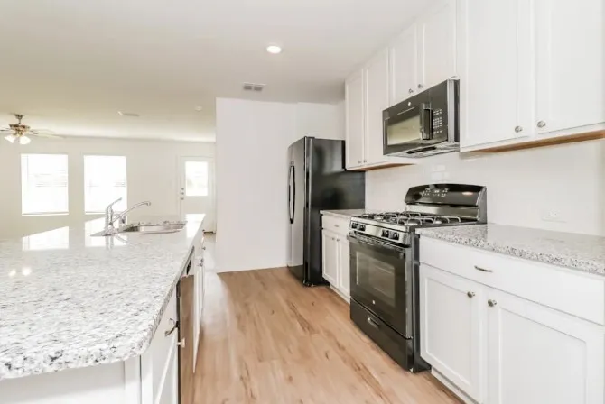 Single Family Residence For Rent in Tarrant County , 7124 Landings Edge Road, Fort Worth, Texas 76179, 4 Bedroom, 2 Bathroom, 2 Garage spaces, 1,736 Sqft, built in 2024, mls#21387186, Real Estate Agent in Fort Worth, Homes For Rent in Tarrant county, Homes For Rent in Fort Worth, Realtor in Fort Worth Texas, Real Estate Brokerage Independent Realty Texas, Luminita Cordes Realtor