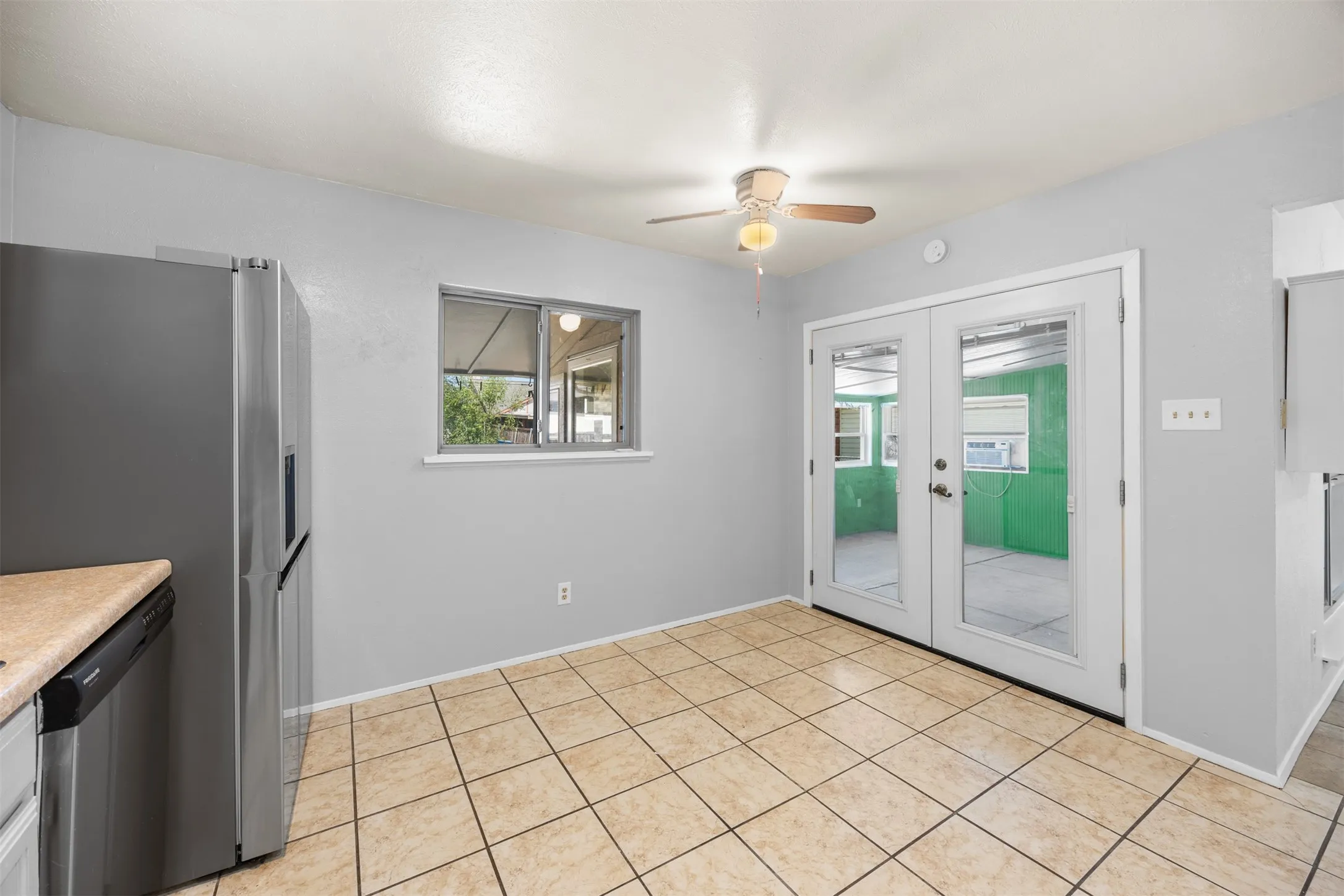 Single Family Residence For Sale in Rockwall County , 8817 Millwood Drive, Rowlett, Texas 75088, 3 Bedroom, 2 Bathroom, 2 Garage spaces, 1,644 Sqft, built in 1983, mls#21386563, Real Estate Agent in Rowlett, Homes For Sale in Rockwall county, Homes For Sale in Rowlett, Realtor in Rowlett Texas, Real Estate Brokerage Independent Realty Texas, Luminita Cordes Realtor