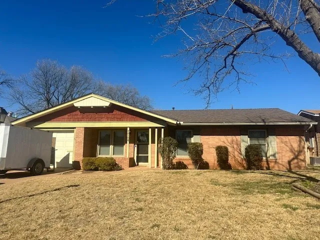 Single Family Residence For Rent in Taylor County , 3124 Sandefer Street, Abilene, Texas 79603, 3 Bedroom, 2 Bathroom, 1 Garage spaces, 1,056 Sqft, built in 1959, mls#21387198, Real Estate Agent in Abilene, Homes For Rent in Taylor county, Homes For Rent in Abilene, Realtor in Abilene Texas, Real Estate Brokerage Independent Realty Texas, Luminita Cordes Realtor