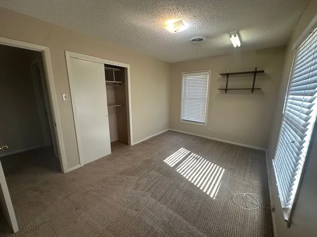Single Family Residence For Rent in Taylor County , 3124 Sandefer Street, Abilene, Texas 79603, 3 Bedroom, 2 Bathroom, 1 Garage spaces, 1,056 Sqft, built in 1959, mls#21387198, Real Estate Agent in Abilene, Homes For Rent in Taylor county, Homes For Rent in Abilene, Realtor in Abilene Texas, Real Estate Brokerage Independent Realty Texas, Luminita Cordes Realtor