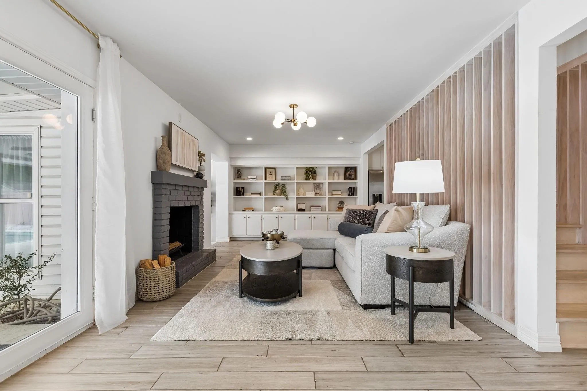 Single Family Residence For Sale in Dallas County , 2617 Beechmont Drive, Dallas, Texas 75228, 4 Bedroom, 3 Bathroom, 2 Garage spaces, 2,411 Sqft, built in 1962, mls#21386234, Real Estate Agent in Dallas, Homes For Sale in Dallas county, Homes For Sale in Dallas, Realtor in Dallas Texas, Real Estate Brokerage Independent Realty Texas, Luminita Cordes Realtor
