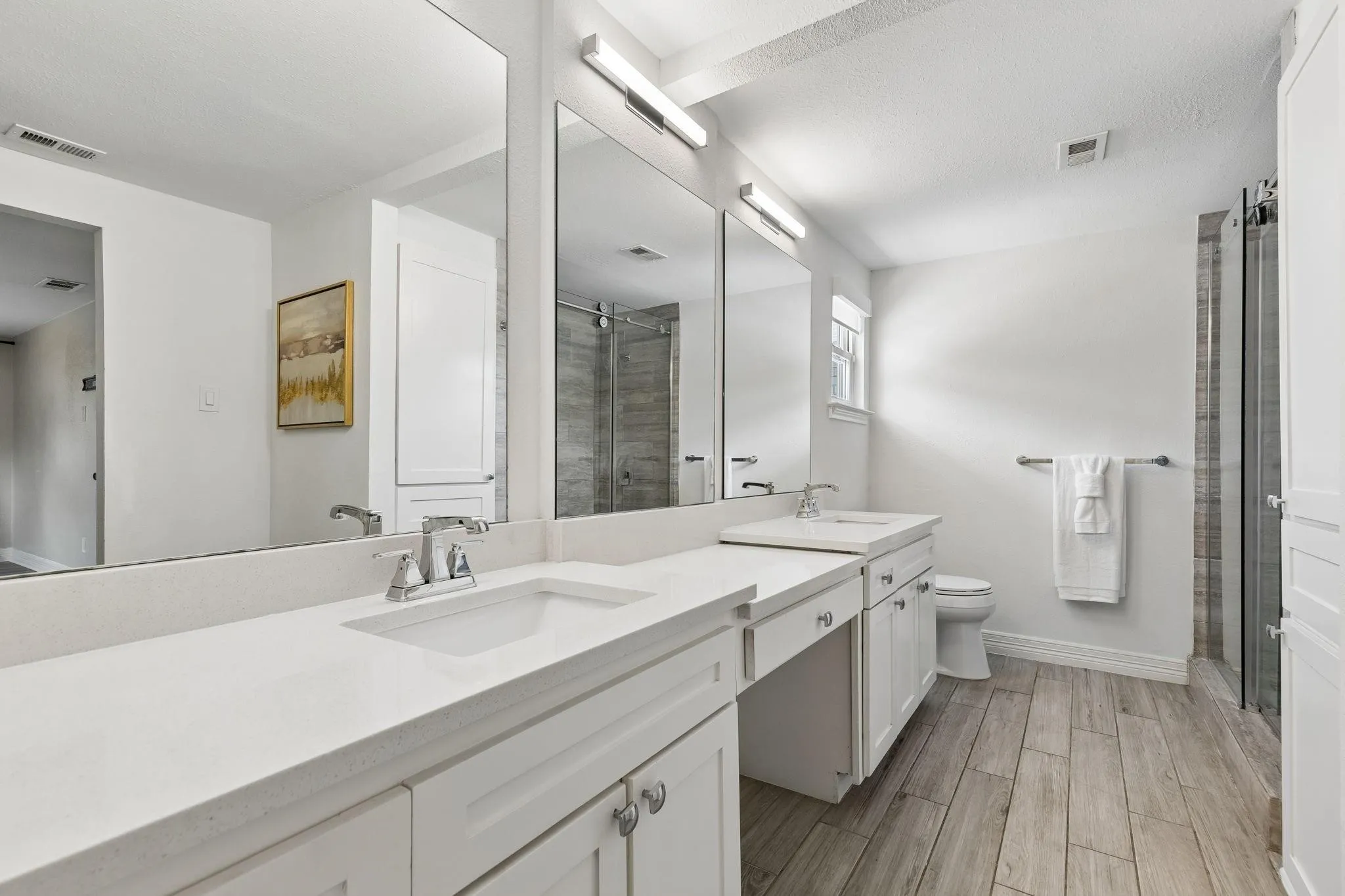 Single Family Residence For Sale in Dallas County , 2617 Beechmont Drive, Dallas, Texas 75228, 4 Bedroom, 3 Bathroom, 2 Garage spaces, 2,411 Sqft, built in 1962, mls#21386234, Real Estate Agent in Dallas, Homes For Sale in Dallas county, Homes For Sale in Dallas, Realtor in Dallas Texas, Real Estate Brokerage Independent Realty Texas, Luminita Cordes Realtor