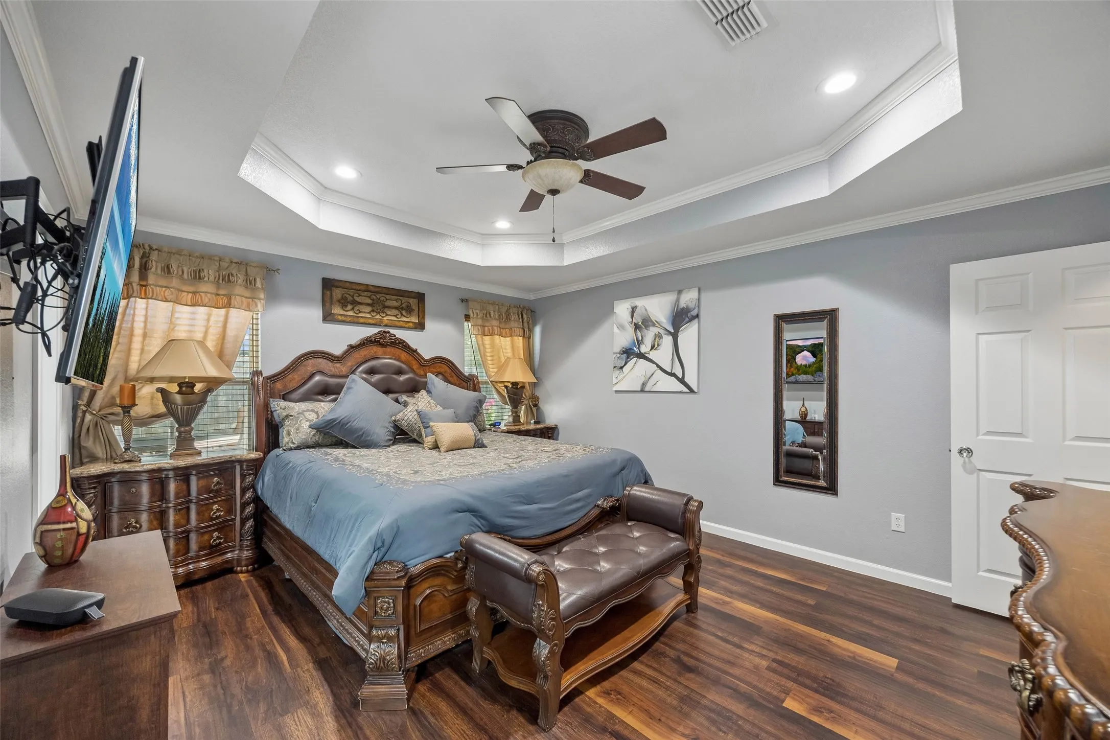 Single Family Residence For Sale in Tarrant County , 7416 Shady Hollow Court, North Richland Hills, Texas 76182, 3 Bedroom, 2 Bathroom, 2 Garage spaces, 1,638 Sqft, built in 1985, mls#21385983, Real Estate Agent in North Richland Hills, Homes For Sale in Tarrant county, Homes For Sale in North Richland Hills, Realtor in North Richland Hills Texas, Real Estate Brokerage Independent Realty Texas, Luminita Cordes Realtor