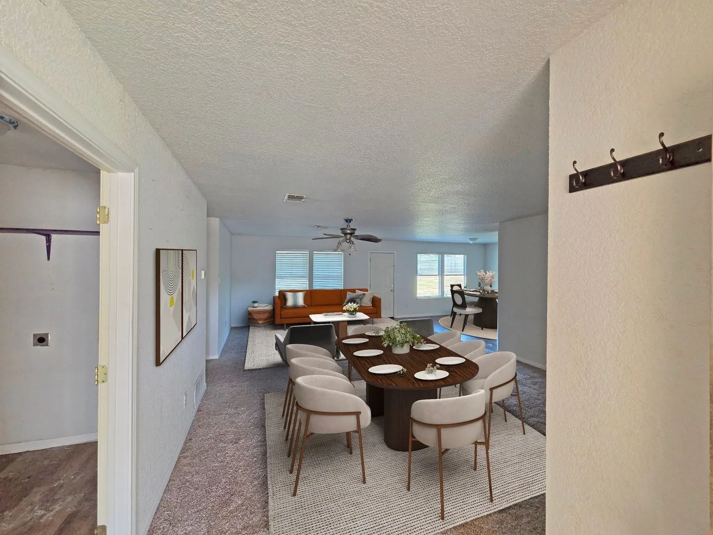 Single Family Residence For Sale in Hood County , 6204 Kelly Drive, Granbury, Texas 76048, 3 Bedroom, 2 Bathroom, 2 Garage spaces, 1,643 Sqft, built in 2004, mls#21387209, Real Estate Agent in Granbury, Homes For Sale in Hood county, Homes For Sale in Granbury, Realtor in Granbury Texas, Real Estate Brokerage Independent Realty Texas, Luminita Cordes Realtor