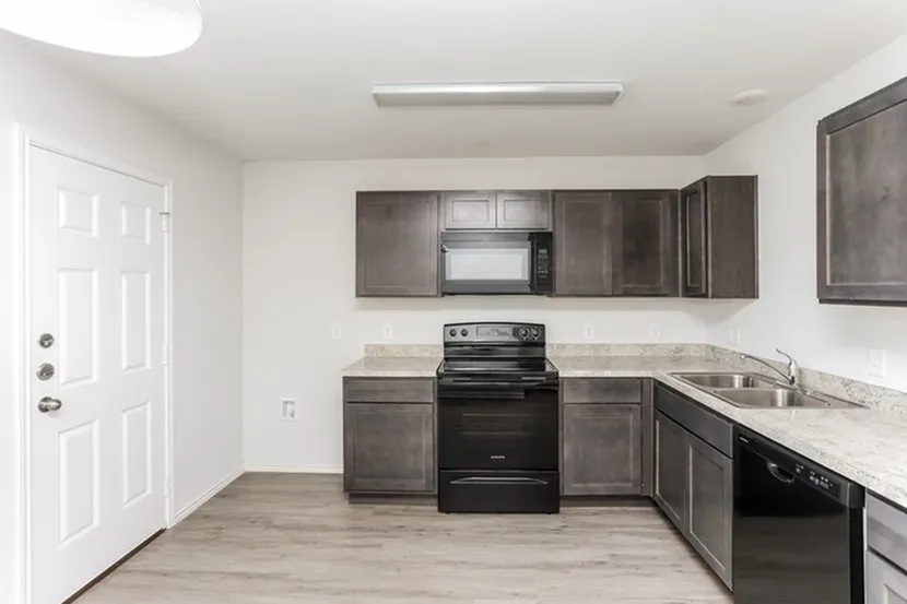 Single Family Residence For Rent in Ellis County , 3905 Job Drive, Ennis, Texas 75119, 4 Bedroom, 3 Bathroom, 2 Garage spaces, 1,687 Sqft, built in 2022, mls#21387211, Real Estate Agent in Ennis, Homes For Rent in Ellis county, Homes For Rent in Ennis, Realtor in Ennis Texas, Real Estate Brokerage Independent Realty Texas, Luminita Cordes Realtor
