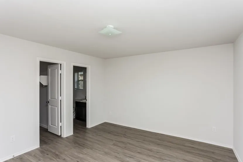 Single Family Residence For Rent in Ellis County , 3905 Job Drive, Ennis, Texas 75119, 4 Bedroom, 3 Bathroom, 2 Garage spaces, 1,687 Sqft, built in 2022, mls#21387211, Real Estate Agent in Ennis, Homes For Rent in Ellis county, Homes For Rent in Ennis, Realtor in Ennis Texas, Real Estate Brokerage Independent Realty Texas, Luminita Cordes Realtor