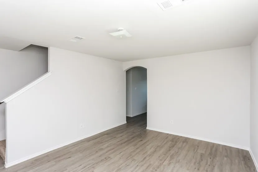 Single Family Residence For Rent in Ellis County , 3905 Job Drive, Ennis, Texas 75119, 4 Bedroom, 3 Bathroom, 2 Garage spaces, 1,687 Sqft, built in 2022, mls#21387211, Real Estate Agent in Ennis, Homes For Rent in Ellis county, Homes For Rent in Ennis, Realtor in Ennis Texas, Real Estate Brokerage Independent Realty Texas, Luminita Cordes Realtor