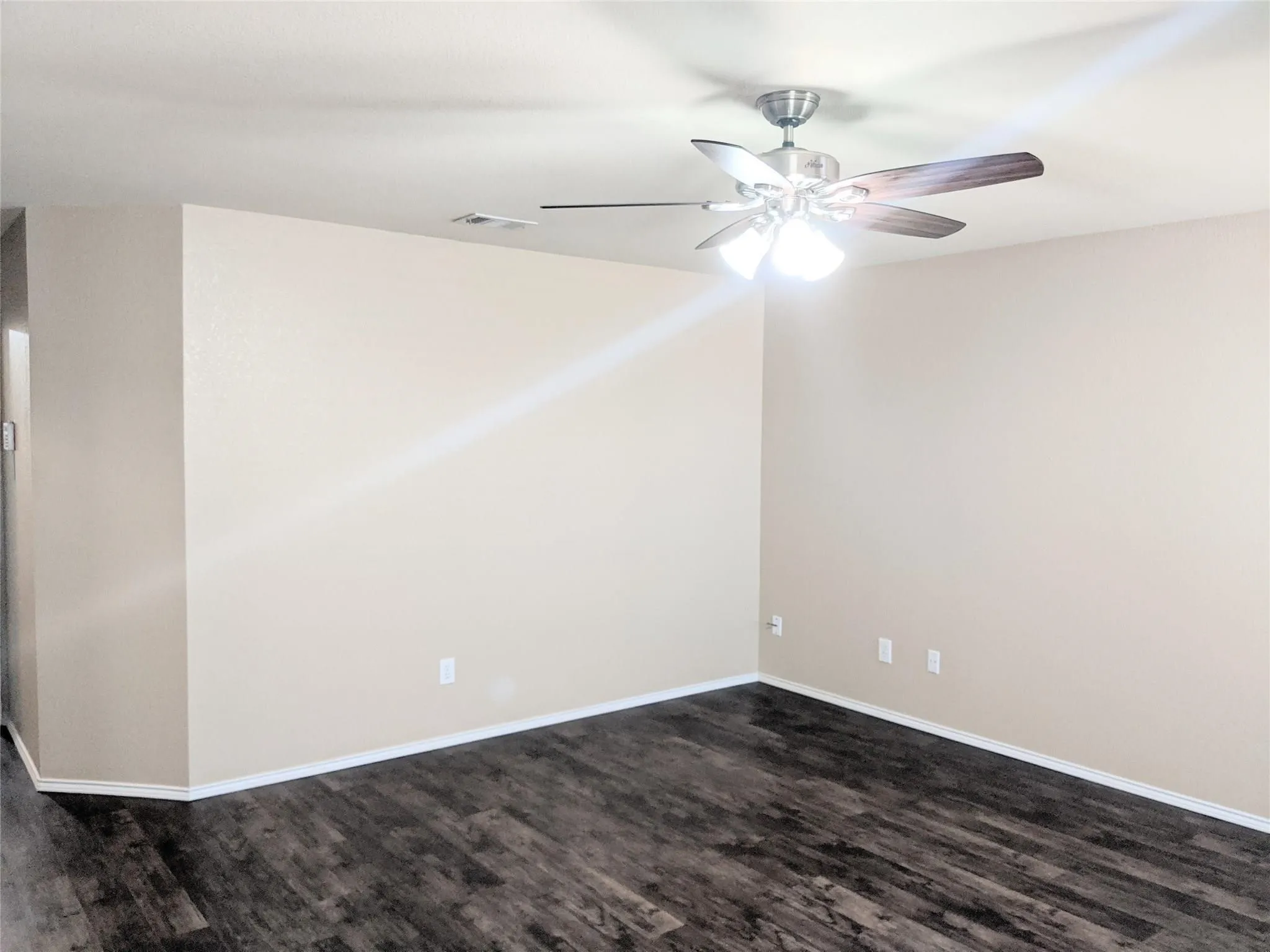 Single Family Residence For Rent in Rockwall County , 517 Azalea Drive, Fate, Texas 75087, 3 Bedroom, 2 Bathroom, 2 Garage spaces, 1,869 Sqft, built in 2008, mls#21386964, Real Estate Agent in Fate, Homes For Rent in Rockwall county, Homes For Rent in Fate, Realtor in Fate Texas, Real Estate Brokerage Independent Realty Texas, Luminita Cordes Realtor