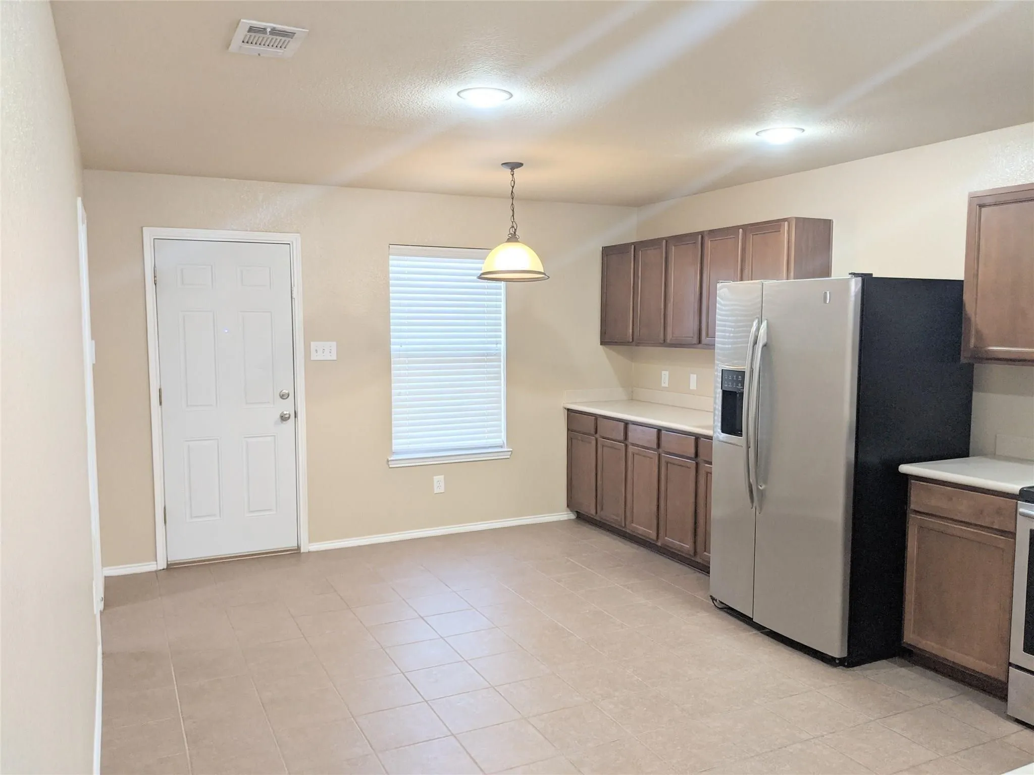 Single Family Residence For Rent in Rockwall County , 517 Azalea Drive, Fate, Texas 75087, 3 Bedroom, 2 Bathroom, 2 Garage spaces, 1,869 Sqft, built in 2008, mls#21386964, Real Estate Agent in Fate, Homes For Rent in Rockwall county, Homes For Rent in Fate, Realtor in Fate Texas, Real Estate Brokerage Independent Realty Texas, Luminita Cordes Realtor