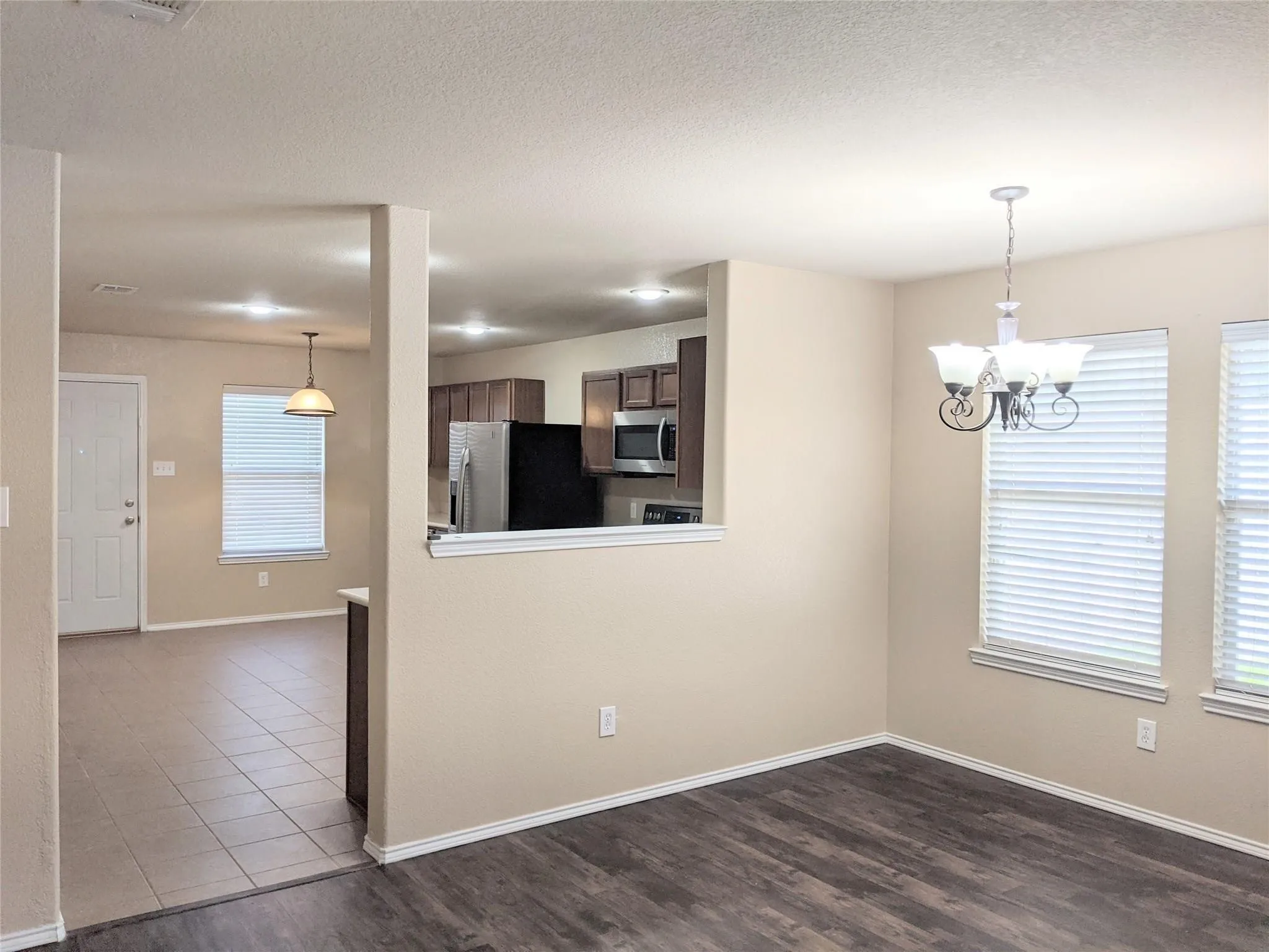 Single Family Residence For Rent in Rockwall County , 517 Azalea Drive, Fate, Texas 75087, 3 Bedroom, 2 Bathroom, 2 Garage spaces, 1,869 Sqft, built in 2008, mls#21386964, Real Estate Agent in Fate, Homes For Rent in Rockwall county, Homes For Rent in Fate, Realtor in Fate Texas, Real Estate Brokerage Independent Realty Texas, Luminita Cordes Realtor