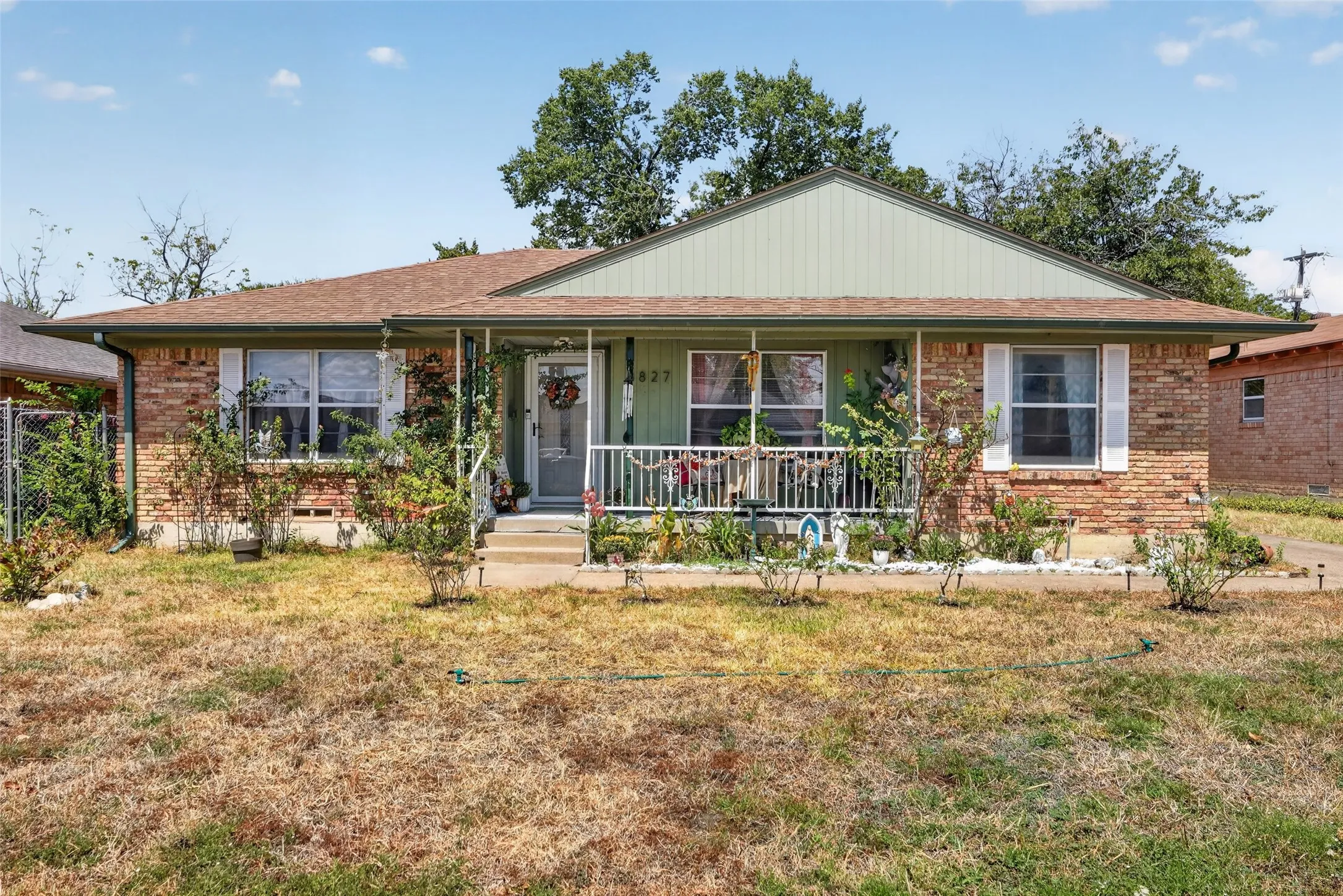 Single Family Residence For Sale