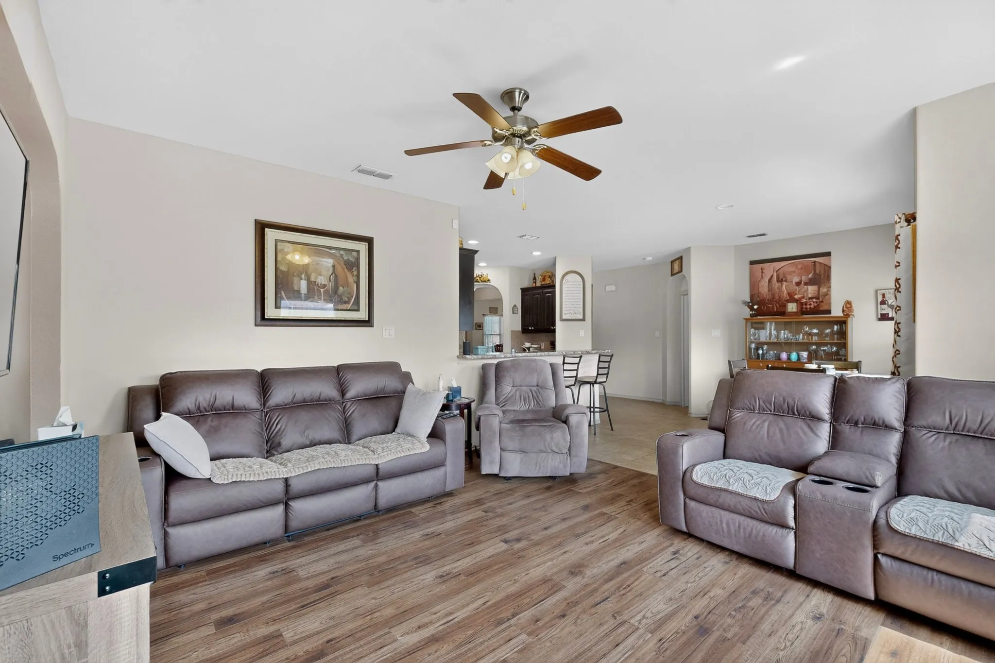 Single Family Residence For Sale in Tarrant County , 4817 Willow Branch Court, Fort Worth, Texas 76036, 3 Bedroom, 2 Bathroom, 2 Garage spaces, 1,793 Sqft, built in 2014, mls#21386343, Real Estate Agent in Fort Worth, Homes For Sale in Tarrant county, Homes For Sale in Fort Worth, Realtor in Fort Worth Texas, Real Estate Brokerage Independent Realty Texas, Luminita Cordes Realtor