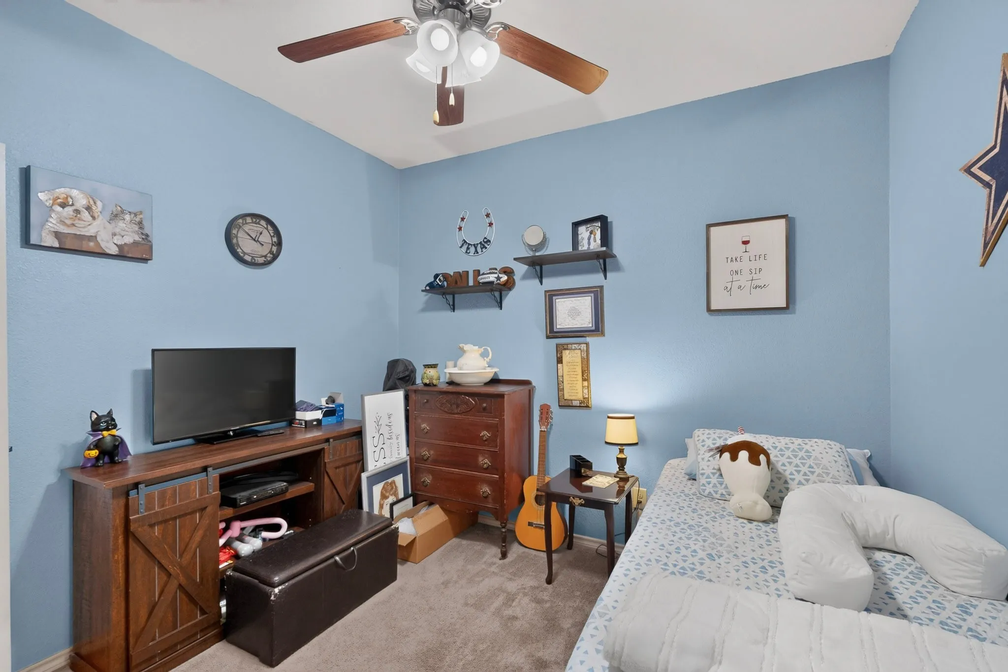 Single Family Residence For Sale in Tarrant County , 4817 Willow Branch Court, Fort Worth, Texas 76036, 3 Bedroom, 2 Bathroom, 2 Garage spaces, 1,793 Sqft, built in 2014, mls#21386343, Real Estate Agent in Fort Worth, Homes For Sale in Tarrant county, Homes For Sale in Fort Worth, Realtor in Fort Worth Texas, Real Estate Brokerage Independent Realty Texas, Luminita Cordes Realtor