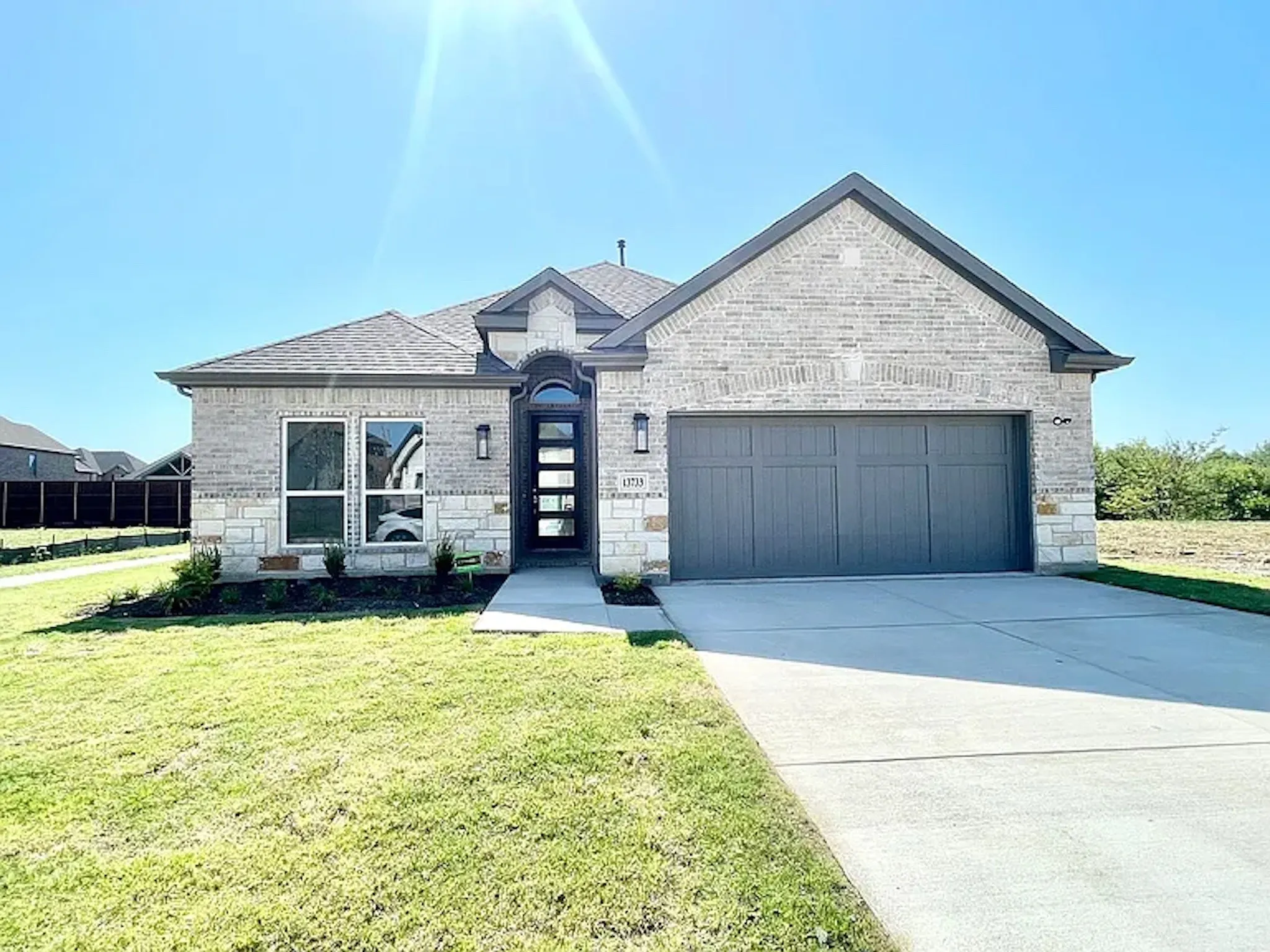 Single Family Residence For Rent in Denton County , 13733 Riola Drive, Little Elm, Texas 75068, 4 Bedroom, 5 Bathroom, 2 Garage spaces, 2,123 Sqft, built in 2024, mls#21387219, Real Estate Agent in Little Elm, Homes For Rent in Denton county, Homes For Rent in Little Elm, Realtor in Little Elm Texas, Real Estate Brokerage Independent Realty Texas, Luminita Cordes Realtor