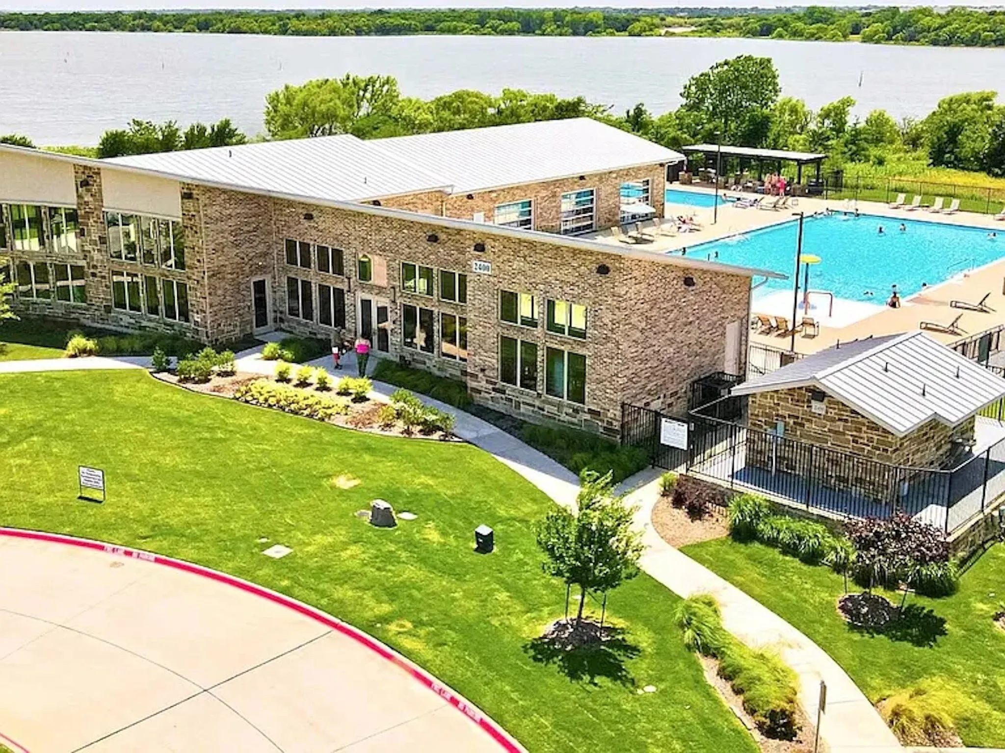 Single Family Residence For Rent in Denton County , 13733 Riola Drive, Little Elm, Texas 75068, 4 Bedroom, 5 Bathroom, 2 Garage spaces, 2,123 Sqft, built in 2024, mls#21387219, Real Estate Agent in Little Elm, Homes For Rent in Denton county, Homes For Rent in Little Elm, Realtor in Little Elm Texas, Real Estate Brokerage Independent Realty Texas, Luminita Cordes Realtor