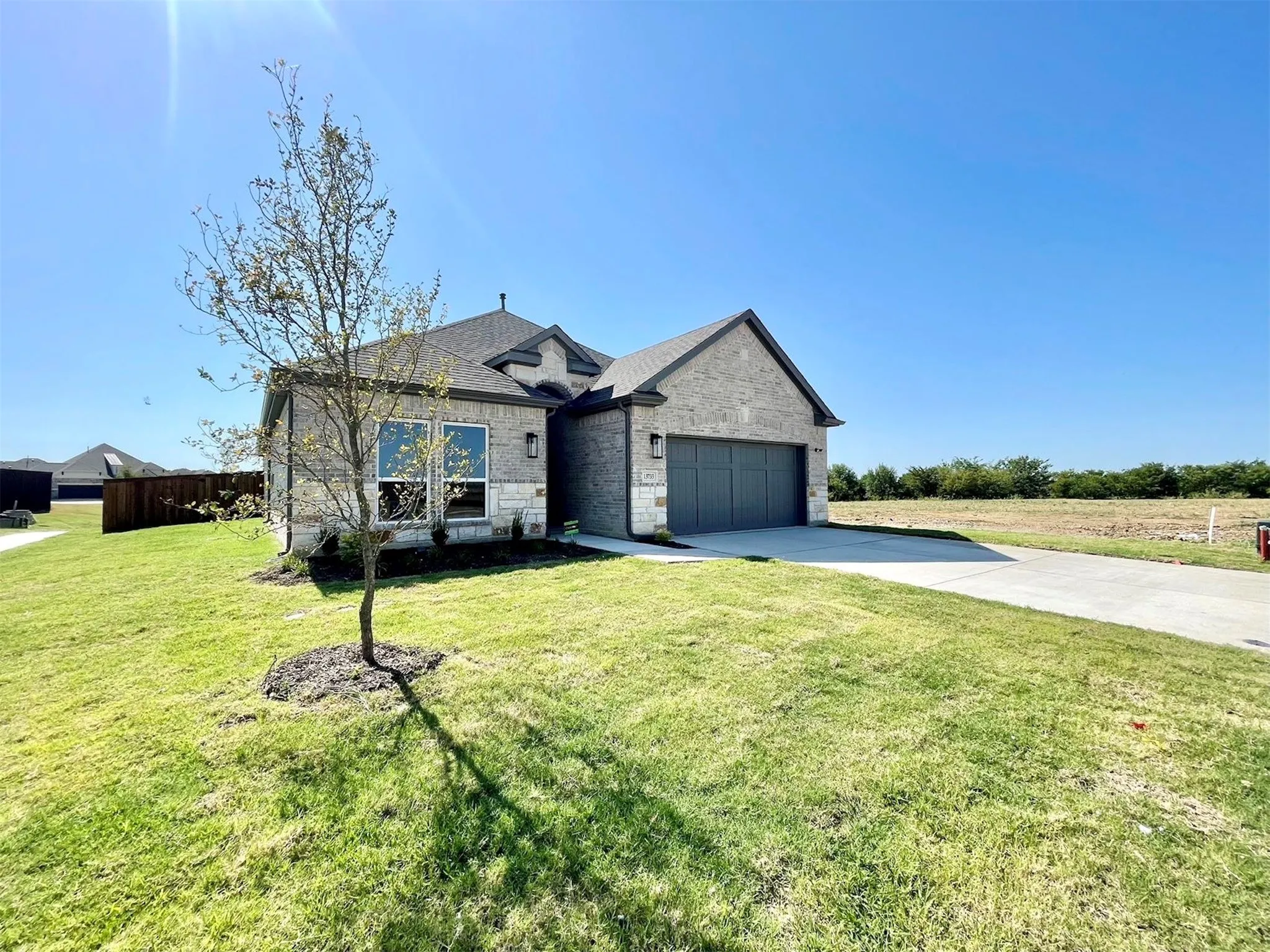 Single Family Residence For Rent in Denton County , 13733 Riola Drive, Little Elm, Texas 75068, 4 Bedroom, 5 Bathroom, 2 Garage spaces, 2,123 Sqft, built in 2024, mls#21387219, Real Estate Agent in Little Elm, Homes For Rent in Denton county, Homes For Rent in Little Elm, Realtor in Little Elm Texas, Real Estate Brokerage Independent Realty Texas, Luminita Cordes Realtor