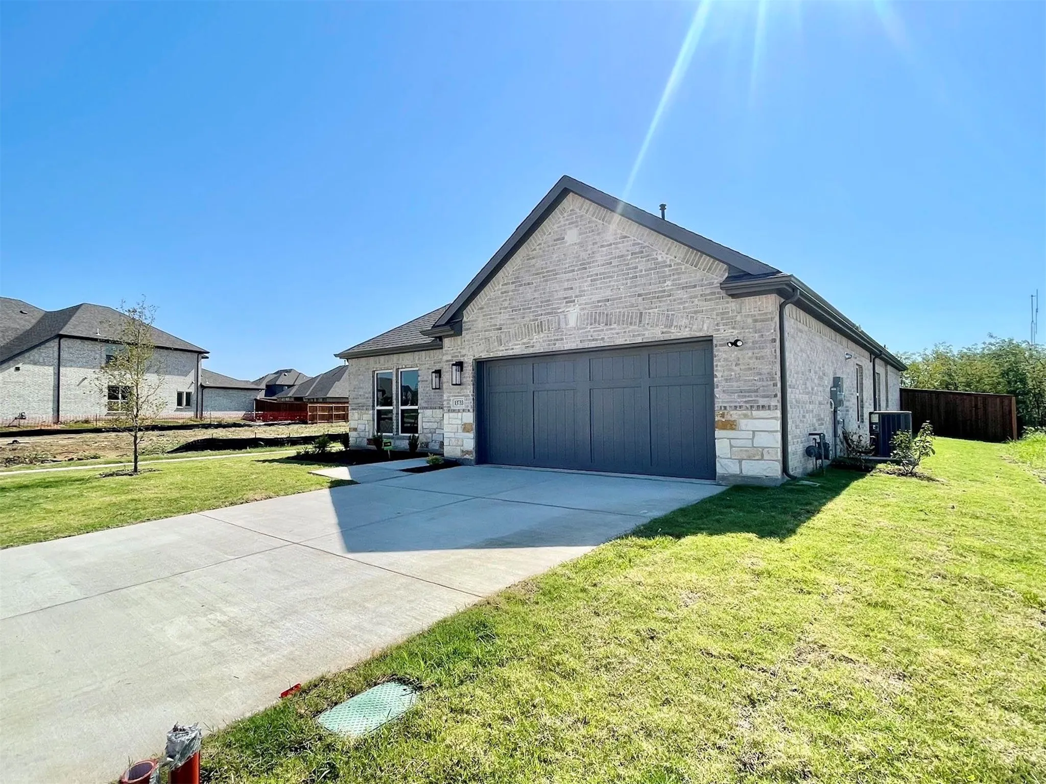 Single Family Residence For Rent in Denton County , 13733 Riola Drive, Little Elm, Texas 75068, 4 Bedroom, 5 Bathroom, 2 Garage spaces, 2,123 Sqft, built in 2024, mls#21387219, Real Estate Agent in Little Elm, Homes For Rent in Denton county, Homes For Rent in Little Elm, Realtor in Little Elm Texas, Real Estate Brokerage Independent Realty Texas, Luminita Cordes Realtor