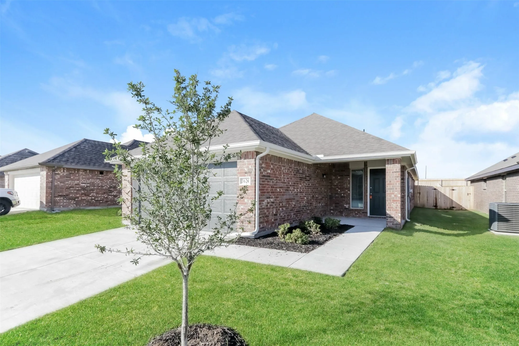 Single Family Residence For Rent in Ellis County , 3621 Joshua Street, Ennis, Texas 75119, 4 Bedroom, 2 Bathroom, 2 Garage spaces, 1,589 Sqft, built in 2022, mls#21387220, Real Estate Agent in Ennis, Homes For Rent in Ellis county, Homes For Rent in Ennis, Realtor in Ennis Texas, Real Estate Brokerage Independent Realty Texas, Luminita Cordes Realtor