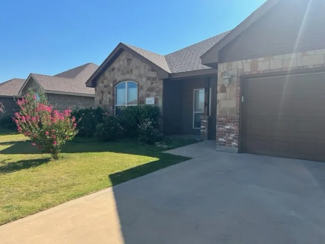 Single Family Residence For Rent in Taylor County , 4725 Big Bend Trail, Abilene, Texas 79602, 4 Bedroom, 2 Bathroom, 2 Garage spaces, 1,769 Sqft, built in 2014, mls#21387236, Real Estate Agent in Abilene, Homes For Rent in Taylor county, Homes For Rent in Abilene, Realtor in Abilene Texas, Real Estate Brokerage Independent Realty Texas, Luminita Cordes Realtor
