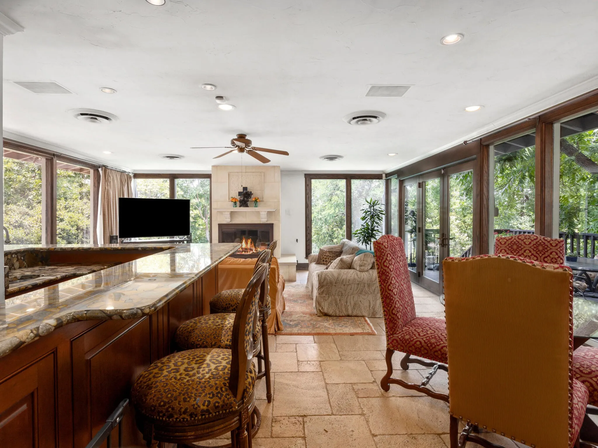 Single Family Residence For Sale in Tarrant County , 2401 Stadium Drive, Fort Worth, Texas 76109, 3 Bedroom, 4 Bathroom, 2 Garage spaces, 5,480 Sqft, built in 1930, mls#21387208, Real Estate Agent in Fort Worth, Homes For Sale in Tarrant county, Homes For Sale in Fort Worth, Realtor in Fort Worth Texas, Real Estate Brokerage Independent Realty Texas, Luminita Cordes Realtor