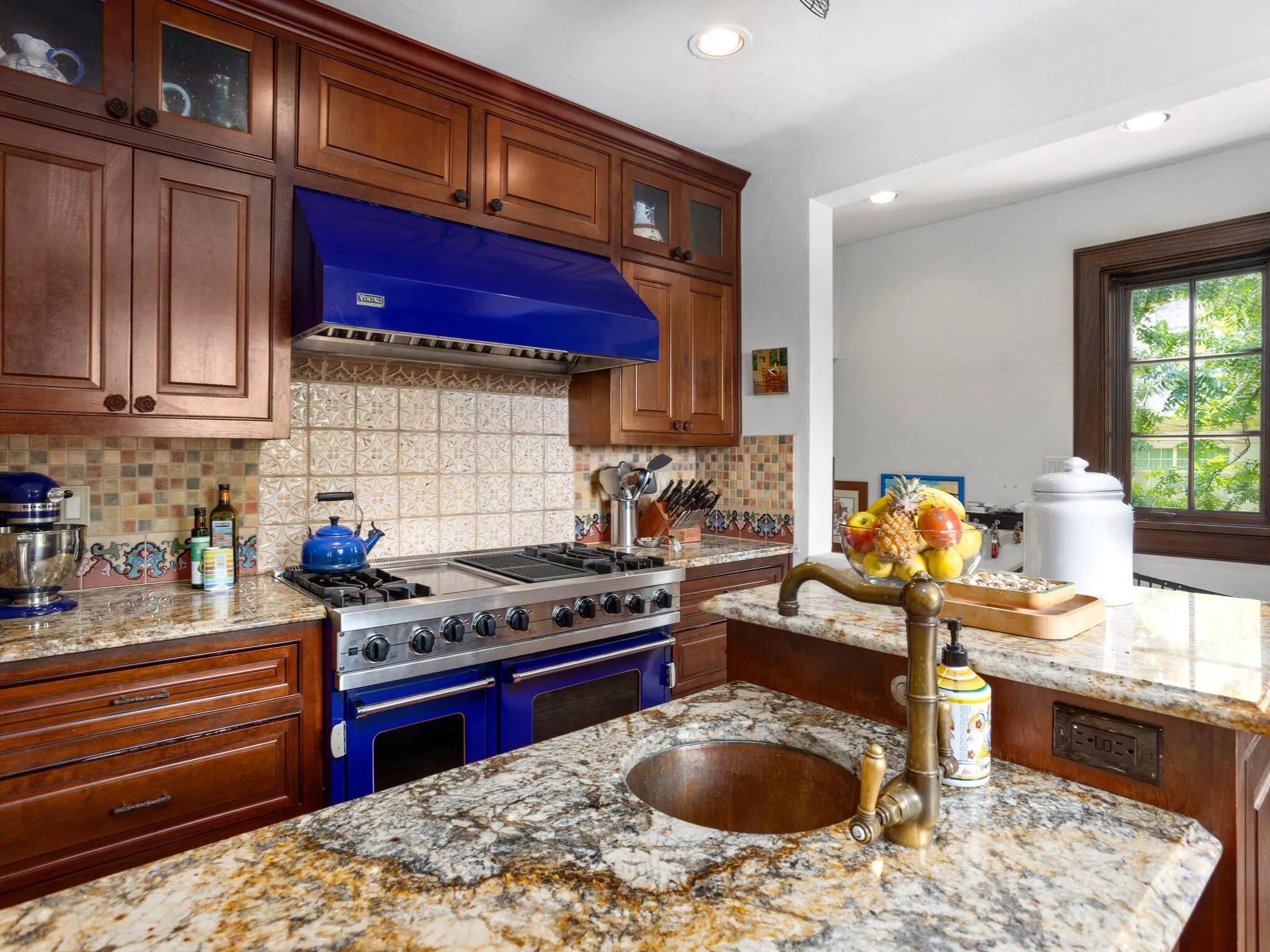 Single Family Residence For Sale in Tarrant County , 2401 Stadium Drive, Fort Worth, Texas 76109, 3 Bedroom, 4 Bathroom, 2 Garage spaces, 5,480 Sqft, built in 1930, mls#21387208, Real Estate Agent in Fort Worth, Homes For Sale in Tarrant county, Homes For Sale in Fort Worth, Realtor in Fort Worth Texas, Real Estate Brokerage Independent Realty Texas, Luminita Cordes Realtor