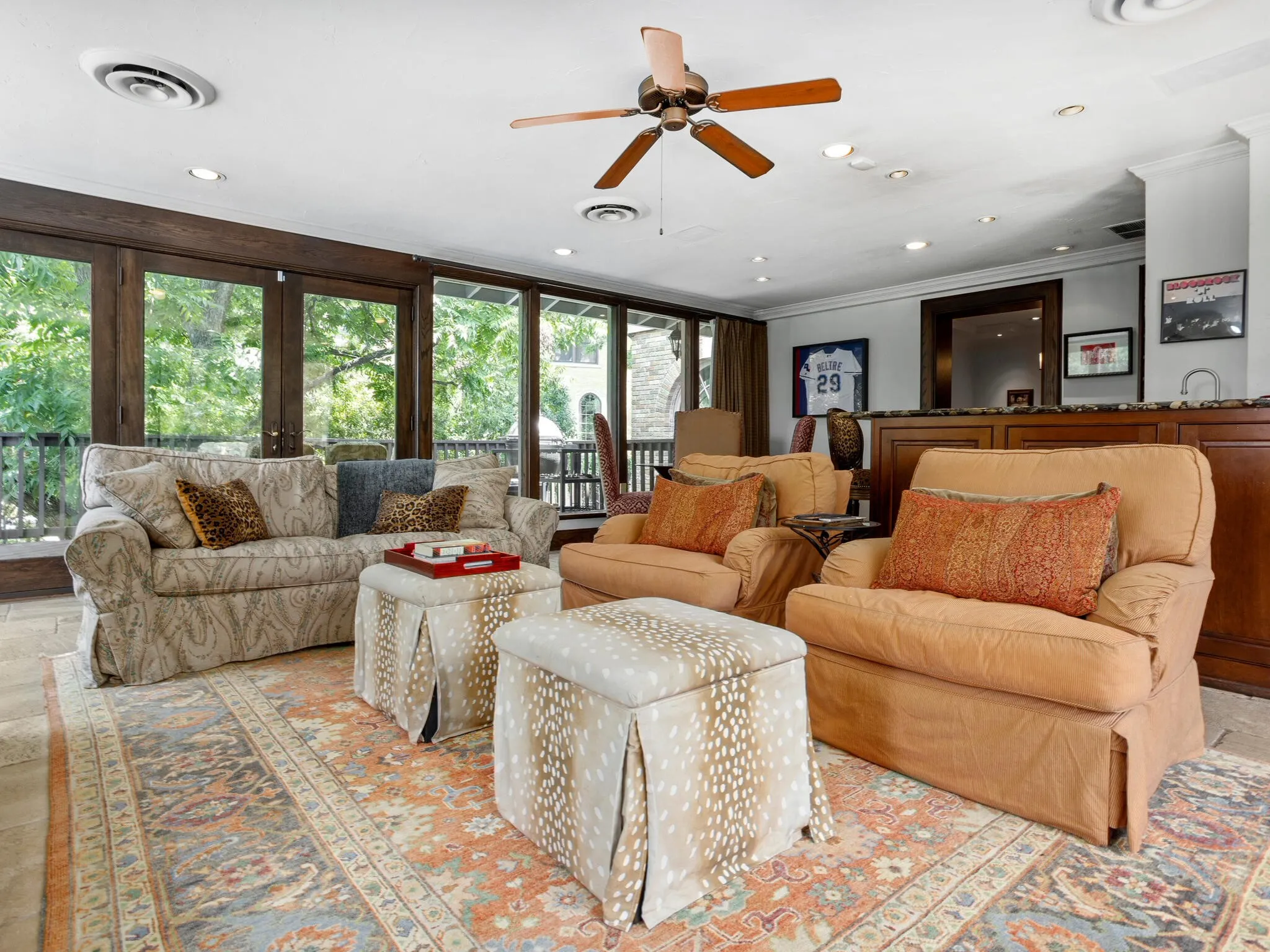 Single Family Residence For Sale in Tarrant County , 2401 Stadium Drive, Fort Worth, Texas 76109, 3 Bedroom, 4 Bathroom, 2 Garage spaces, 5,480 Sqft, built in 1930, mls#21387208, Real Estate Agent in Fort Worth, Homes For Sale in Tarrant county, Homes For Sale in Fort Worth, Realtor in Fort Worth Texas, Real Estate Brokerage Independent Realty Texas, Luminita Cordes Realtor