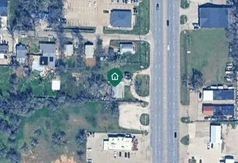 Single Family Residence For Rent in Johnson County , 117 N Broadway Street, Joshua, Texas 76058, 3 Bedroom, 2 Bathroom, 1 Garage spaces, 1,904 Sqft, built in 1970, mls#21387241, Real Estate Agent in Joshua, Homes For Rent in Johnson county, Homes For Rent in Joshua, Realtor in Joshua Texas, Real Estate Brokerage Independent Realty Texas, Luminita Cordes Realtor