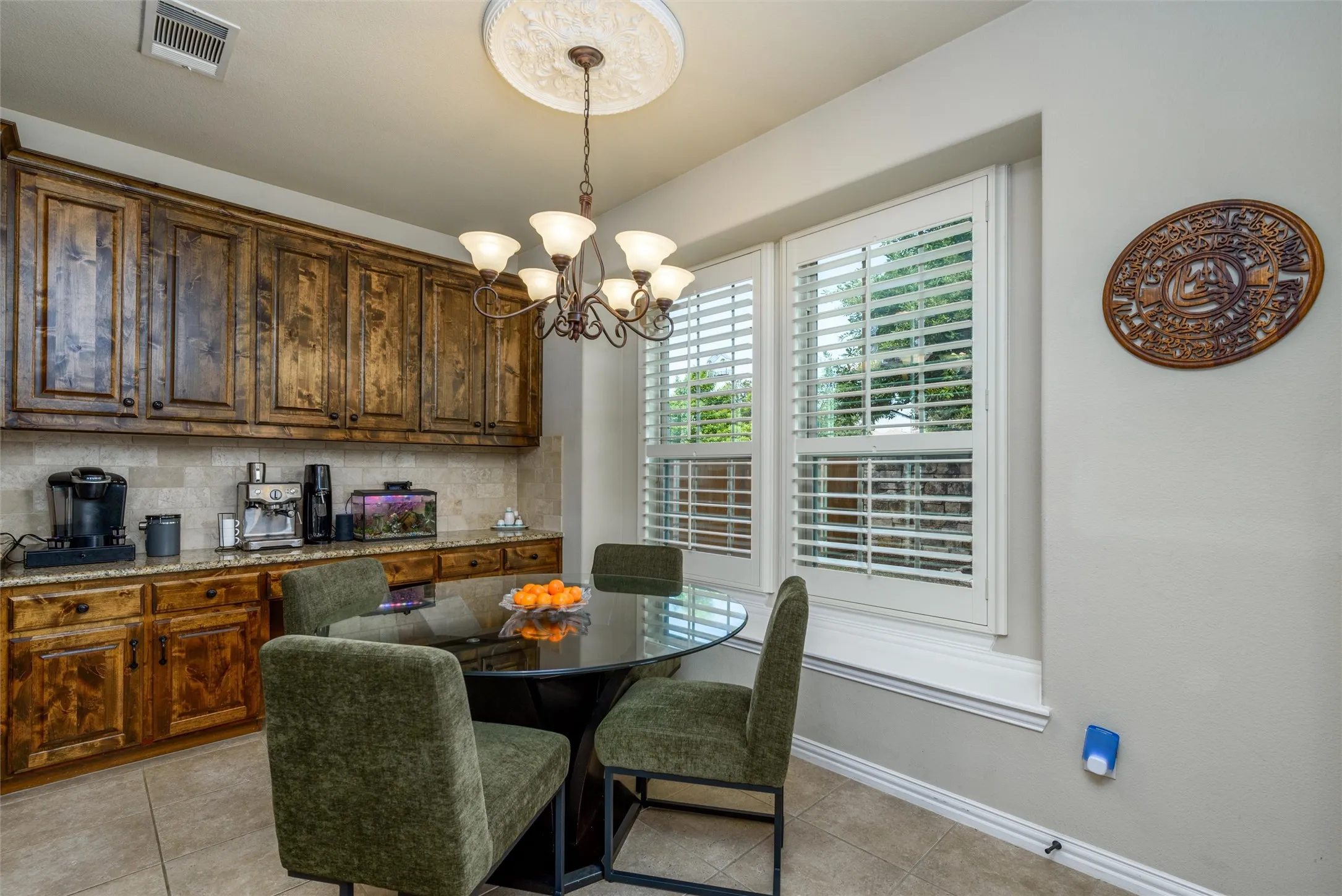 Single Family Residence For Rent in Denton County , 3513 Bans Crown Boulevard, Lewisville, Texas 75056, 4 Bedroom, 4 Bathroom, 2 Garage spaces, 3,124 Sqft, built in 2012, mls#21387247, Real Estate Agent in Lewisville, Homes For Rent in Denton county, Homes For Rent in Lewisville, Realtor in Lewisville Texas, Real Estate Brokerage Independent Realty Texas, Luminita Cordes Realtor