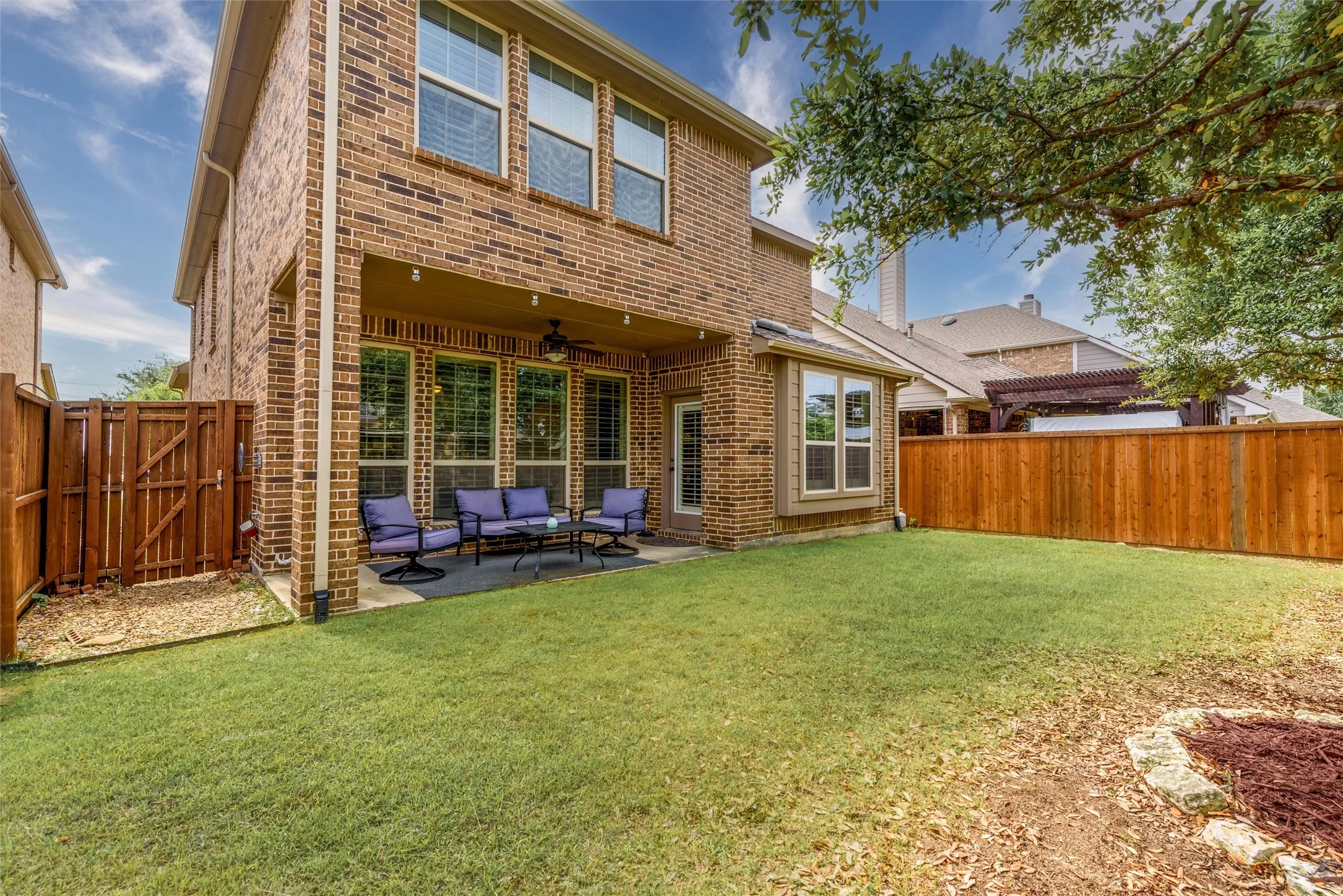 Single Family Residence For Rent in Denton County , 3513 Bans Crown Boulevard, Lewisville, Texas 75056, 4 Bedroom, 4 Bathroom, 2 Garage spaces, 3,124 Sqft, built in 2012, mls#21387247, Real Estate Agent in Lewisville, Homes For Rent in Denton county, Homes For Rent in Lewisville, Realtor in Lewisville Texas, Real Estate Brokerage Independent Realty Texas, Luminita Cordes Realtor
