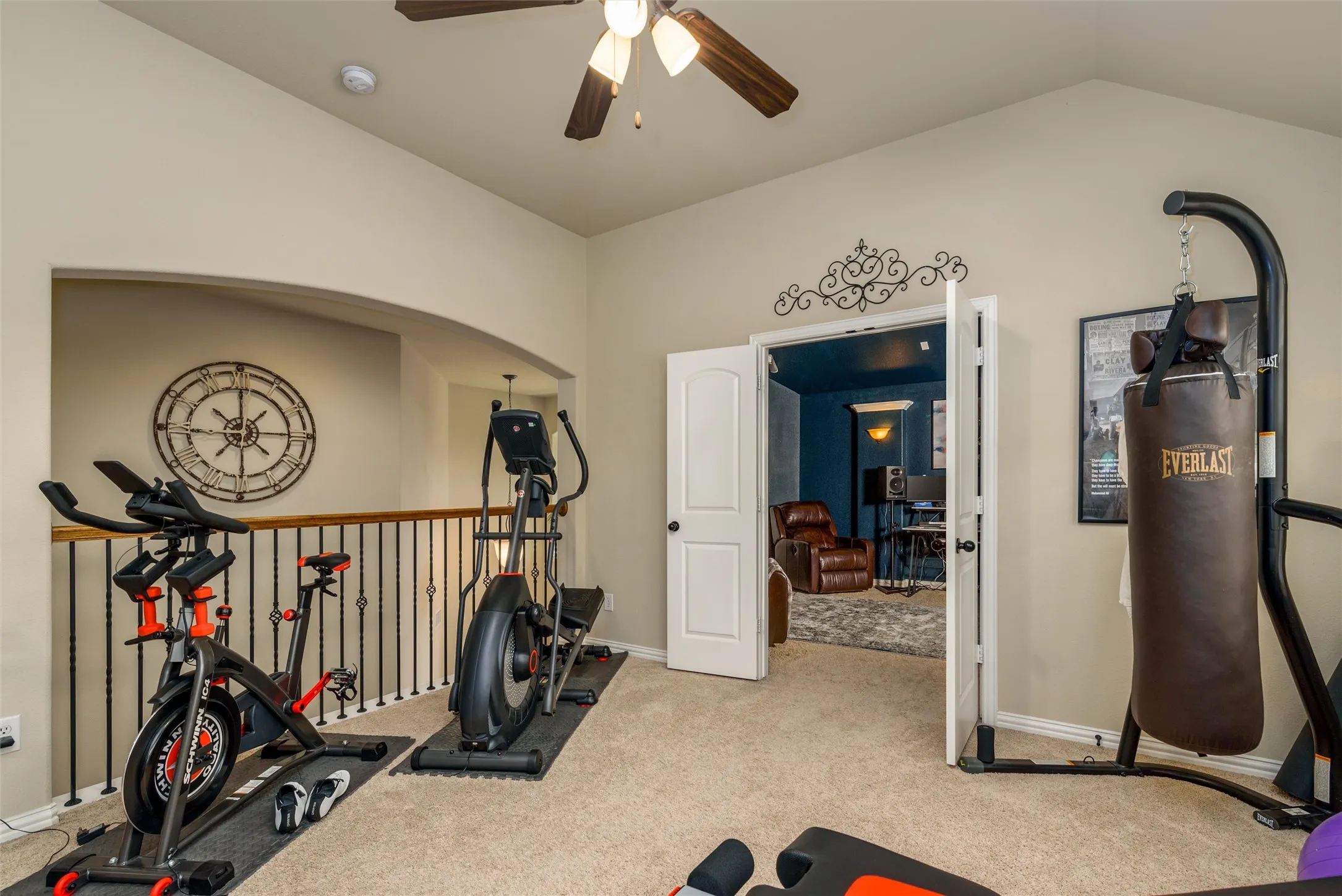 Single Family Residence For Rent in Denton County , 3513 Bans Crown Boulevard, Lewisville, Texas 75056, 4 Bedroom, 4 Bathroom, 2 Garage spaces, 3,124 Sqft, built in 2012, mls#21387247, Real Estate Agent in Lewisville, Homes For Rent in Denton county, Homes For Rent in Lewisville, Realtor in Lewisville Texas, Real Estate Brokerage Independent Realty Texas, Luminita Cordes Realtor