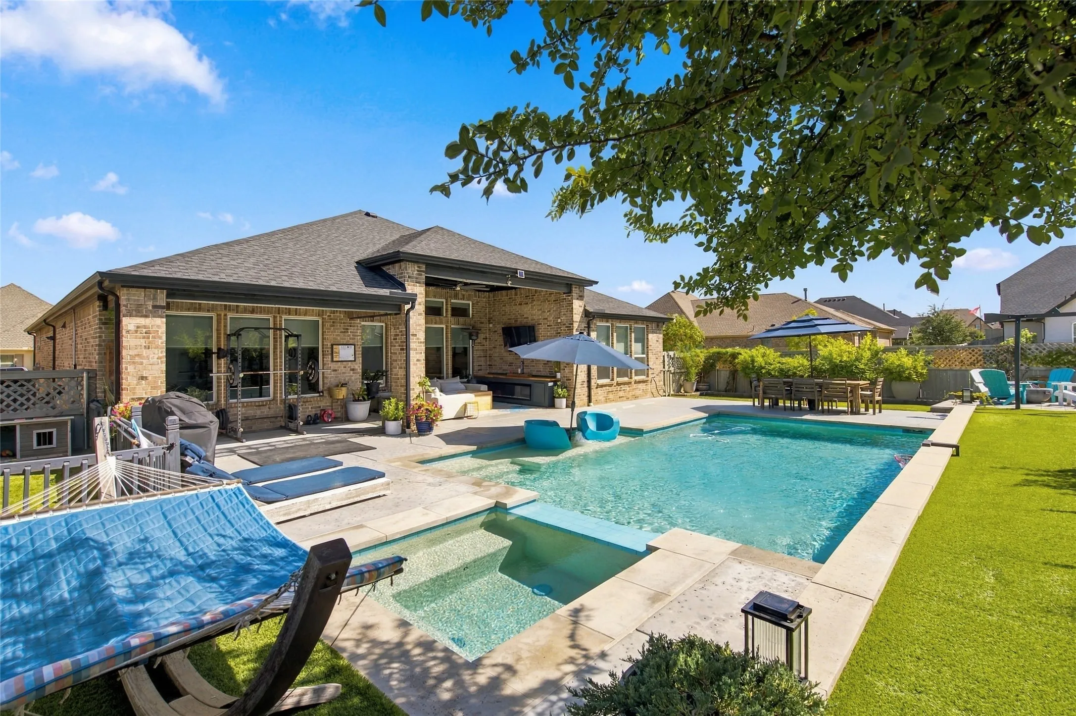 Single Family Residence For Sale in Denton County , 2901 Woodhill Way, Northlake, Texas 76247, 3 Bedroom, 3 Bathroom, 3 Garage spaces, 2,649 Sqft, built in 2020, mls#21387170, Real Estate Agent in Northlake, Homes For Sale in Denton county, Homes For Sale in Northlake, Realtor in Northlake Texas, Real Estate Brokerage Independent Realty Texas, Luminita Cordes Realtor