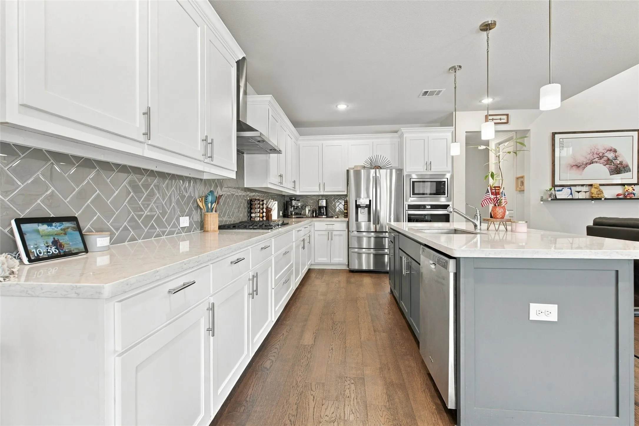 Single Family Residence For Sale in Denton County , 2901 Woodhill Way, Northlake, Texas 76247, 3 Bedroom, 3 Bathroom, 3 Garage spaces, 2,649 Sqft, built in 2020, mls#21387170, Real Estate Agent in Northlake, Homes For Sale in Denton county, Homes For Sale in Northlake, Realtor in Northlake Texas, Real Estate Brokerage Independent Realty Texas, Luminita Cordes Realtor