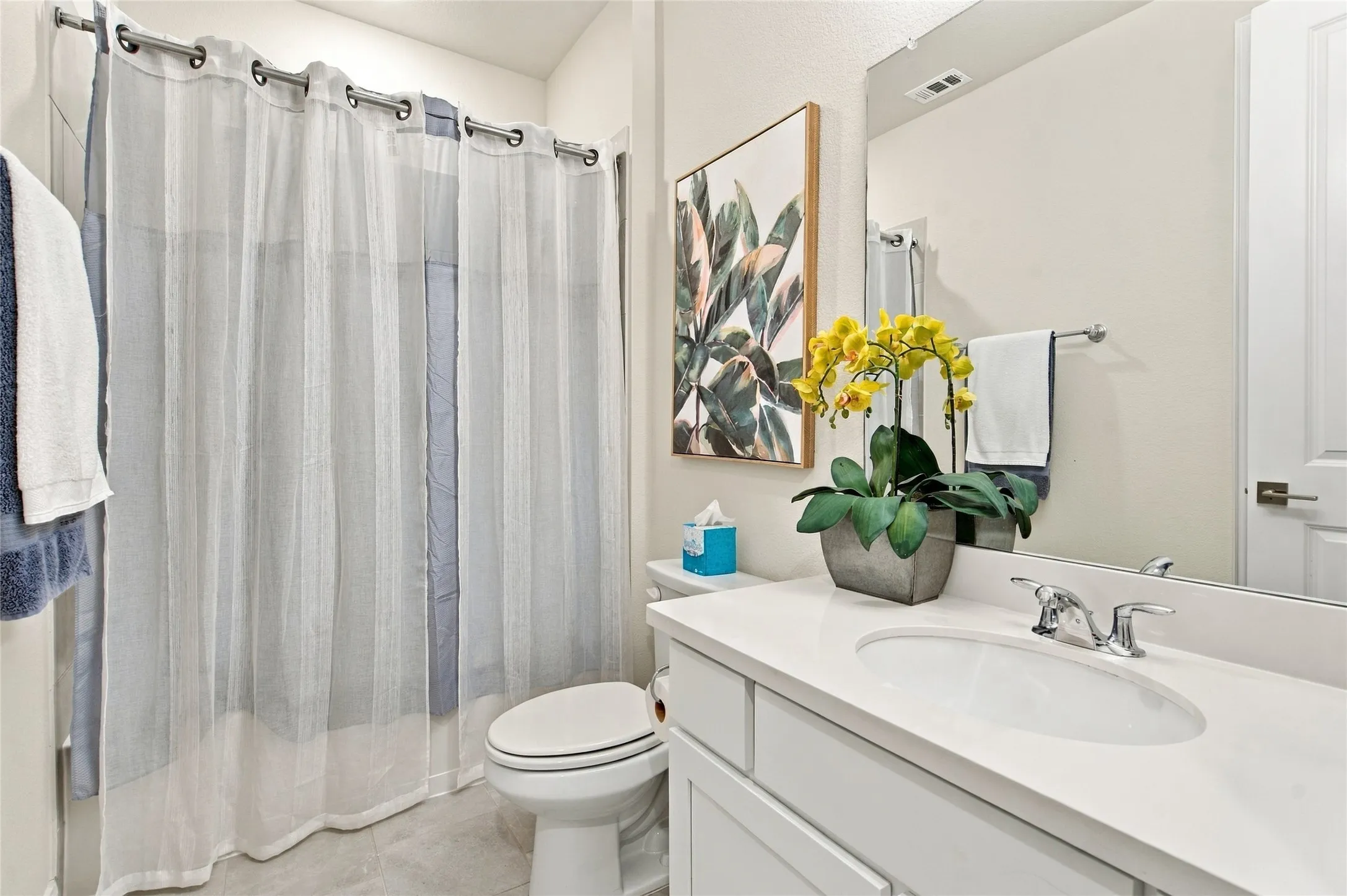 Single Family Residence For Sale in Denton County , 2901 Woodhill Way, Northlake, Texas 76247, 3 Bedroom, 3 Bathroom, 3 Garage spaces, 2,649 Sqft, built in 2020, mls#21387170, Real Estate Agent in Northlake, Homes For Sale in Denton county, Homes For Sale in Northlake, Realtor in Northlake Texas, Real Estate Brokerage Independent Realty Texas, Luminita Cordes Realtor