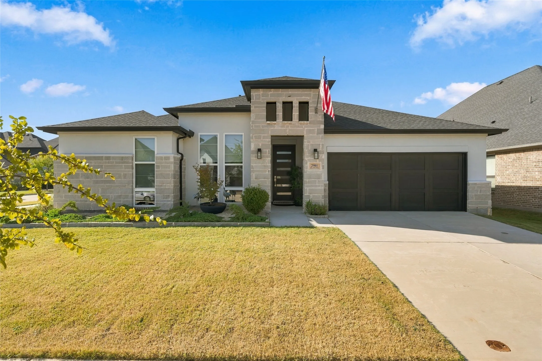 Single Family Residence For Sale in Denton County , 2901 Woodhill Way, Northlake, Texas 76247, 3 Bedroom, 3 Bathroom, 3 Garage spaces, 2,649 Sqft, built in 2020, mls#21387170, Real Estate Agent in Northlake, Homes For Sale in Denton county, Homes For Sale in Northlake, Realtor in Northlake Texas, Real Estate Brokerage Independent Realty Texas, Luminita Cordes Realtor