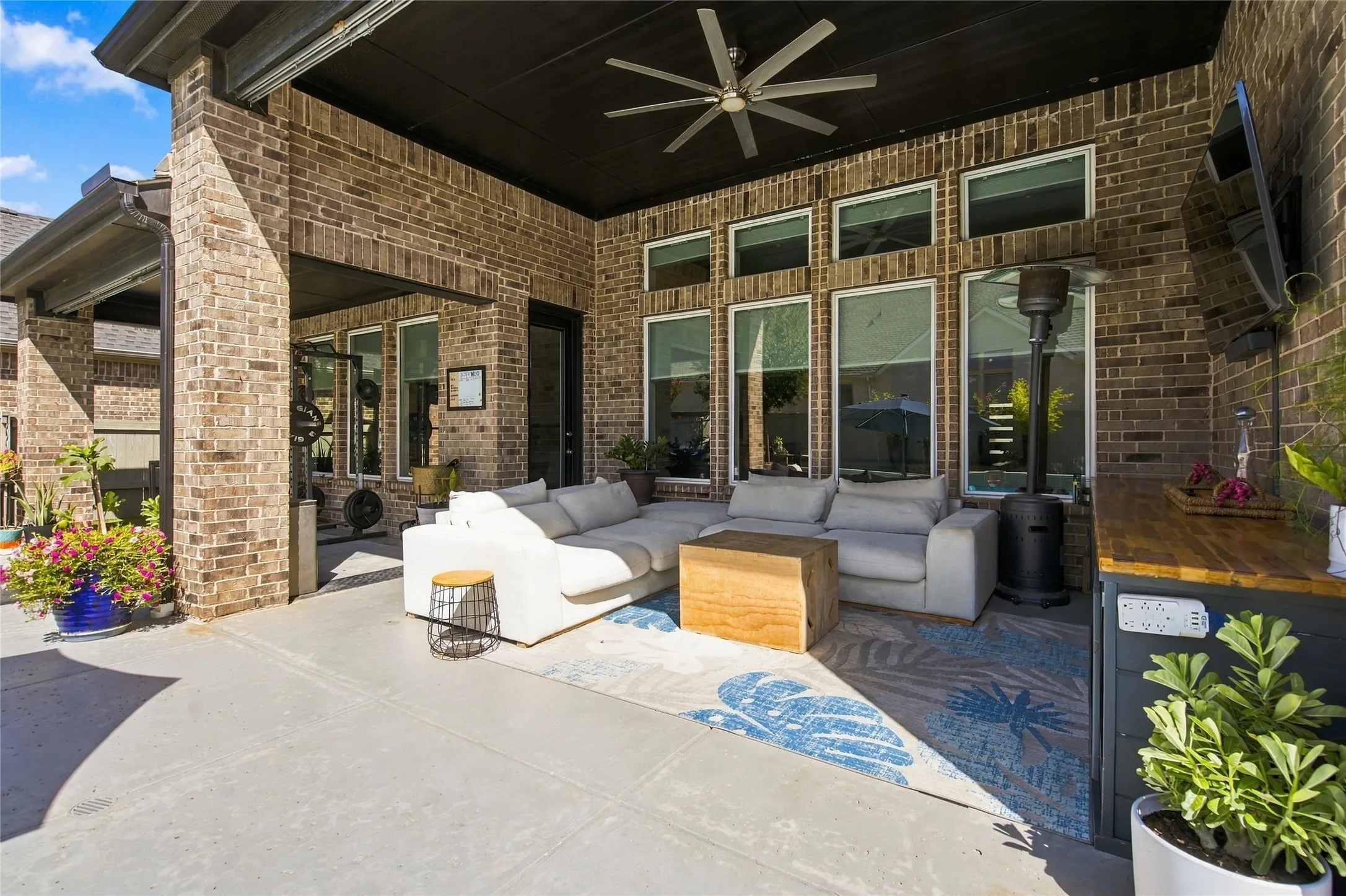 Single Family Residence For Sale in Denton County , 2901 Woodhill Way, Northlake, Texas 76247, 3 Bedroom, 3 Bathroom, 3 Garage spaces, 2,649 Sqft, built in 2020, mls#21387170, Real Estate Agent in Northlake, Homes For Sale in Denton county, Homes For Sale in Northlake, Realtor in Northlake Texas, Real Estate Brokerage Independent Realty Texas, Luminita Cordes Realtor