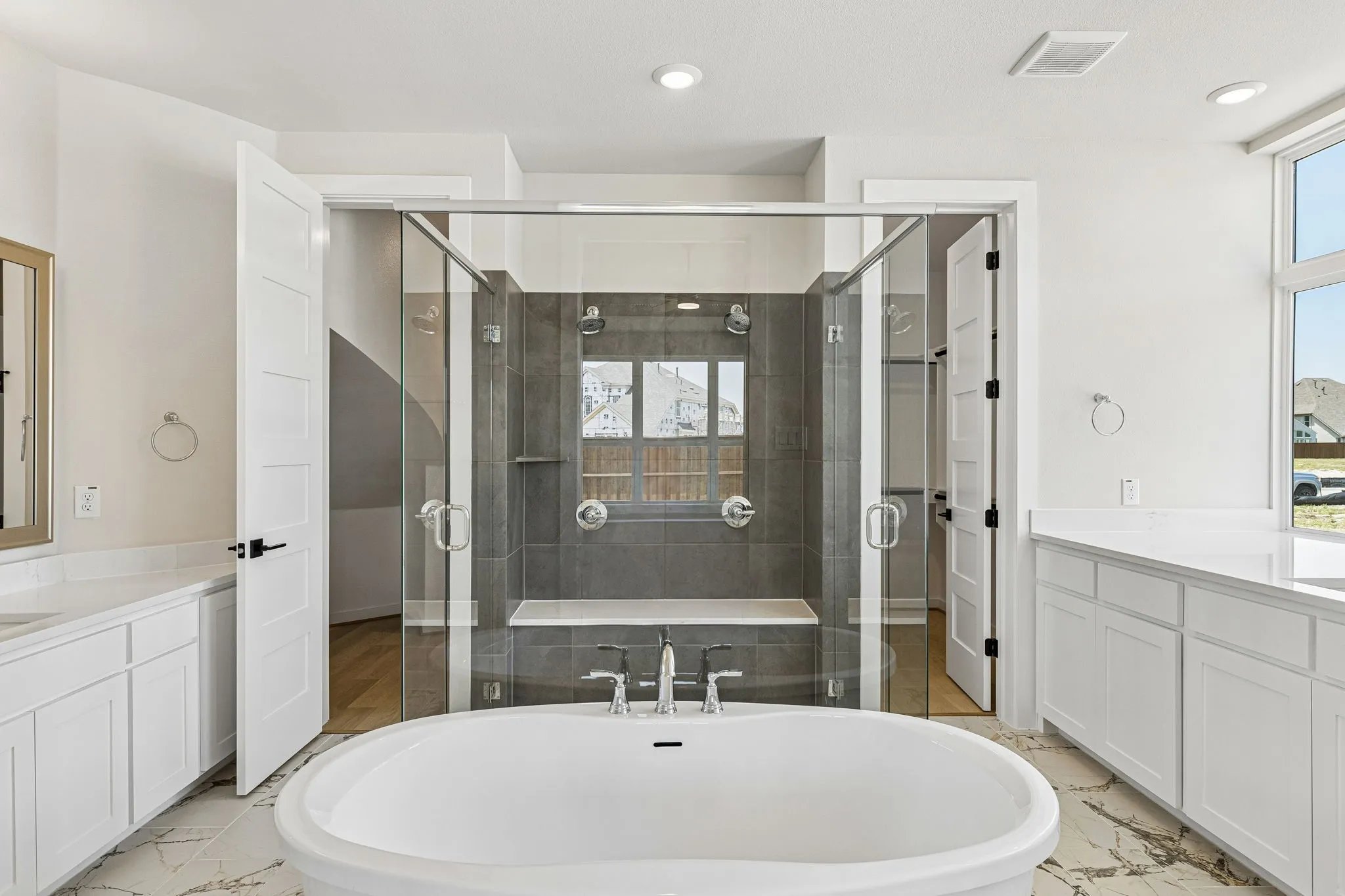 Single Family Residence For Sale in Collin County , 721 Samantha Street, Anna, Texas 75409, 5 Bedroom, 5 Bathroom, 3 Garage spaces, 4,377 Sqft, built in 2026, mls#21387259, Real Estate Agent in Anna, Homes For Sale in Collin county, Homes For Sale in Anna, Realtor in Anna Texas, Real Estate Brokerage Independent Realty Texas, Luminita Cordes Realtor